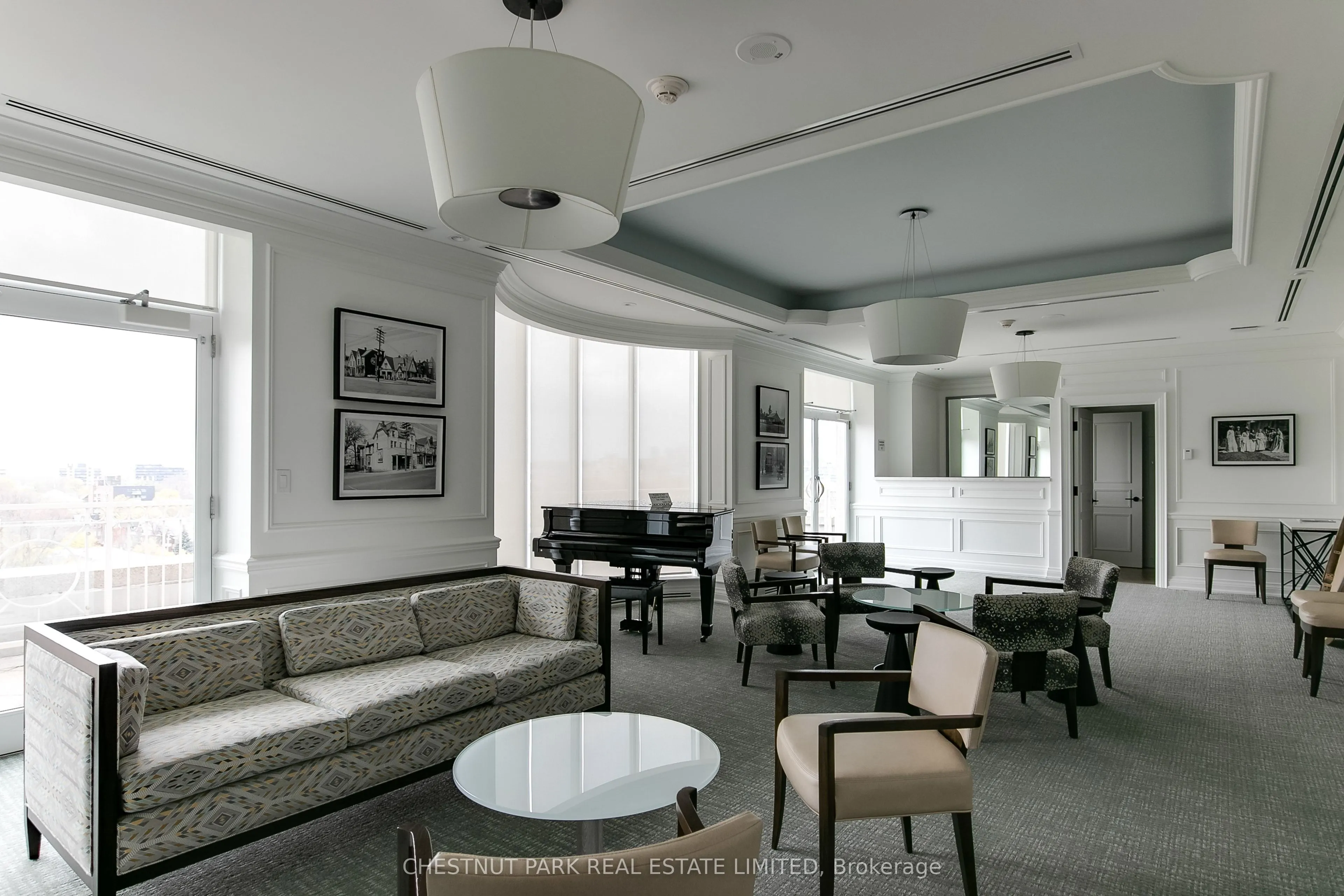 38 Avenue Road #1902