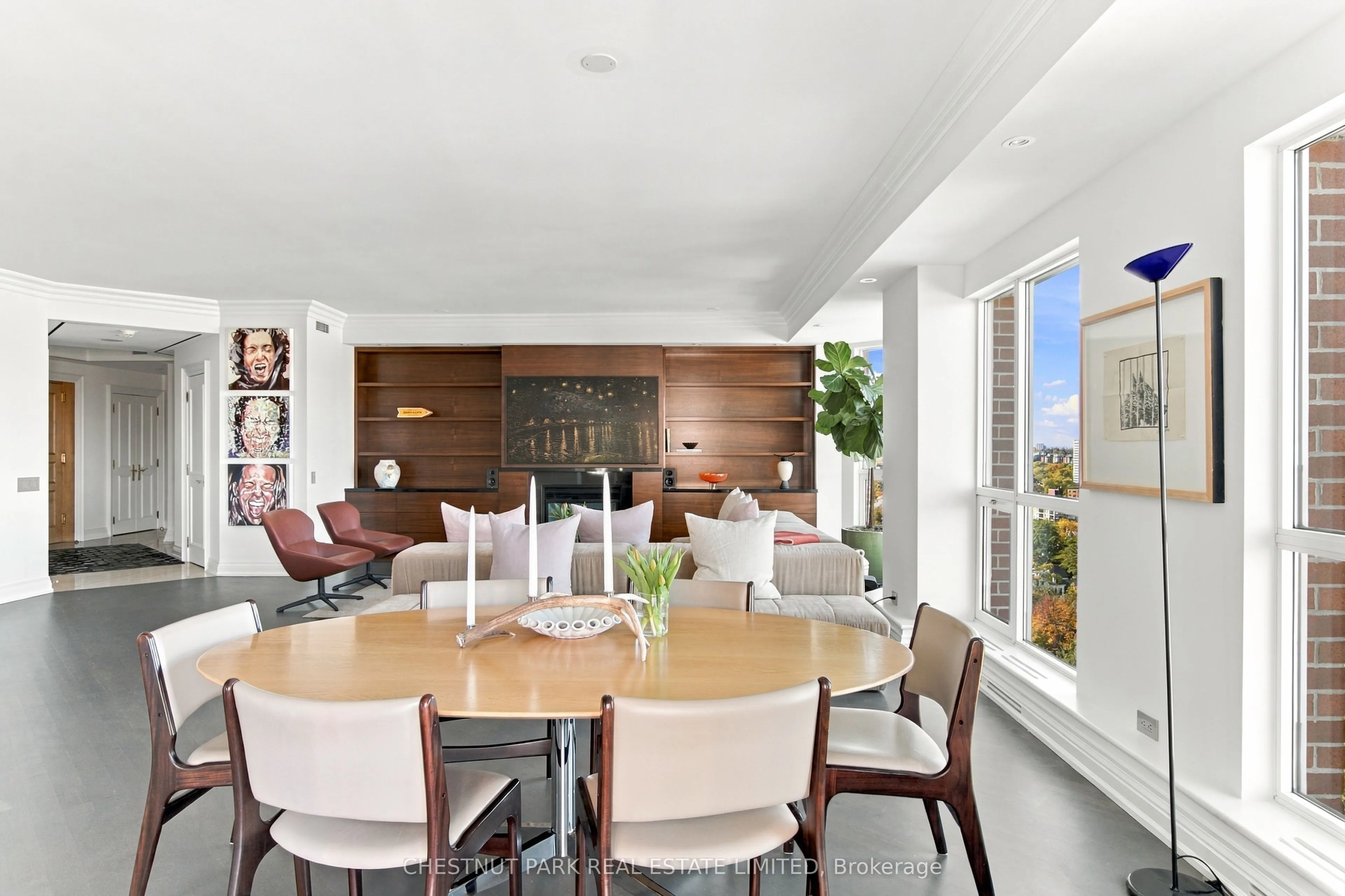 38 Avenue Road #1902