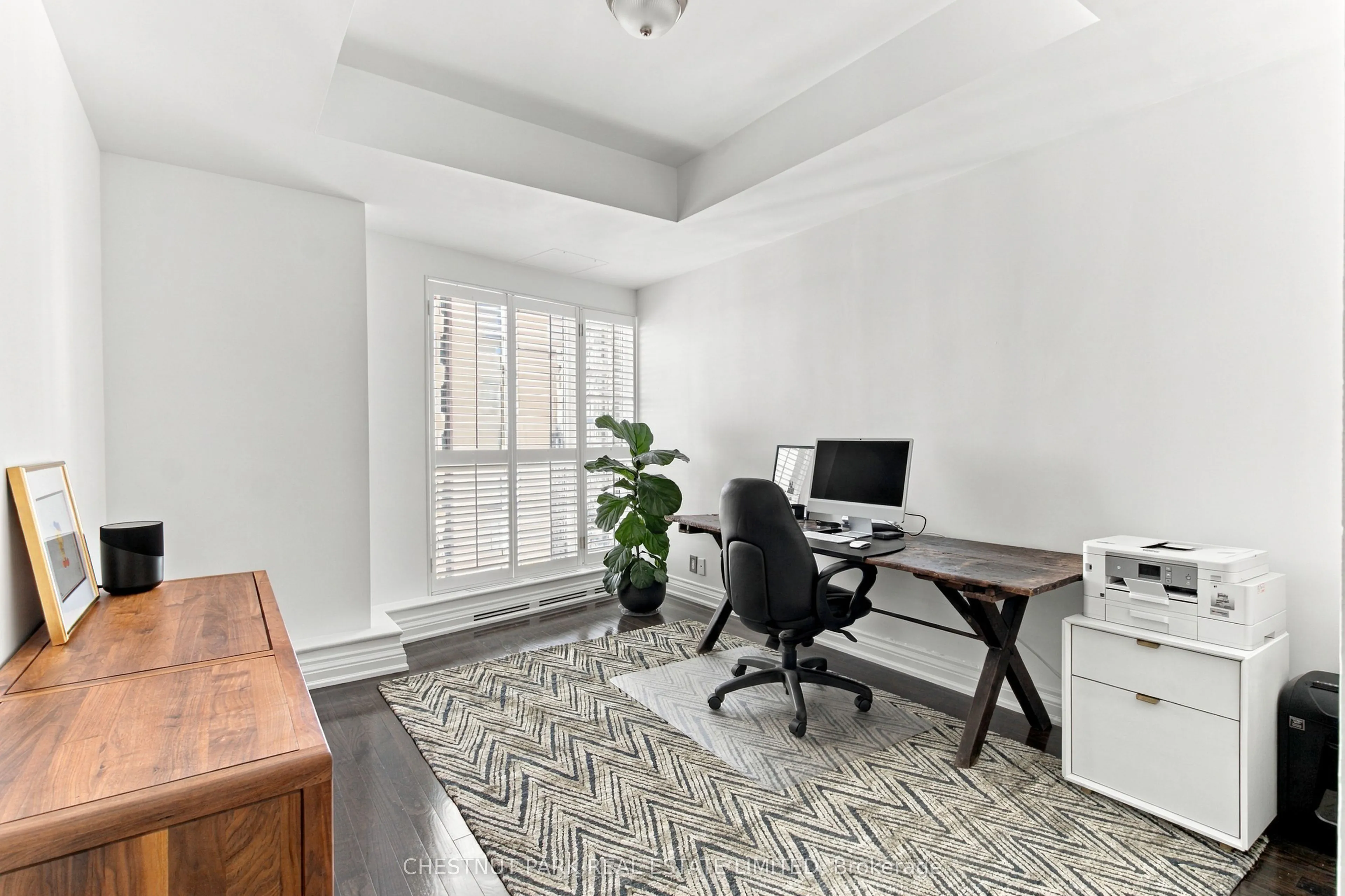 38 Avenue Road #1902