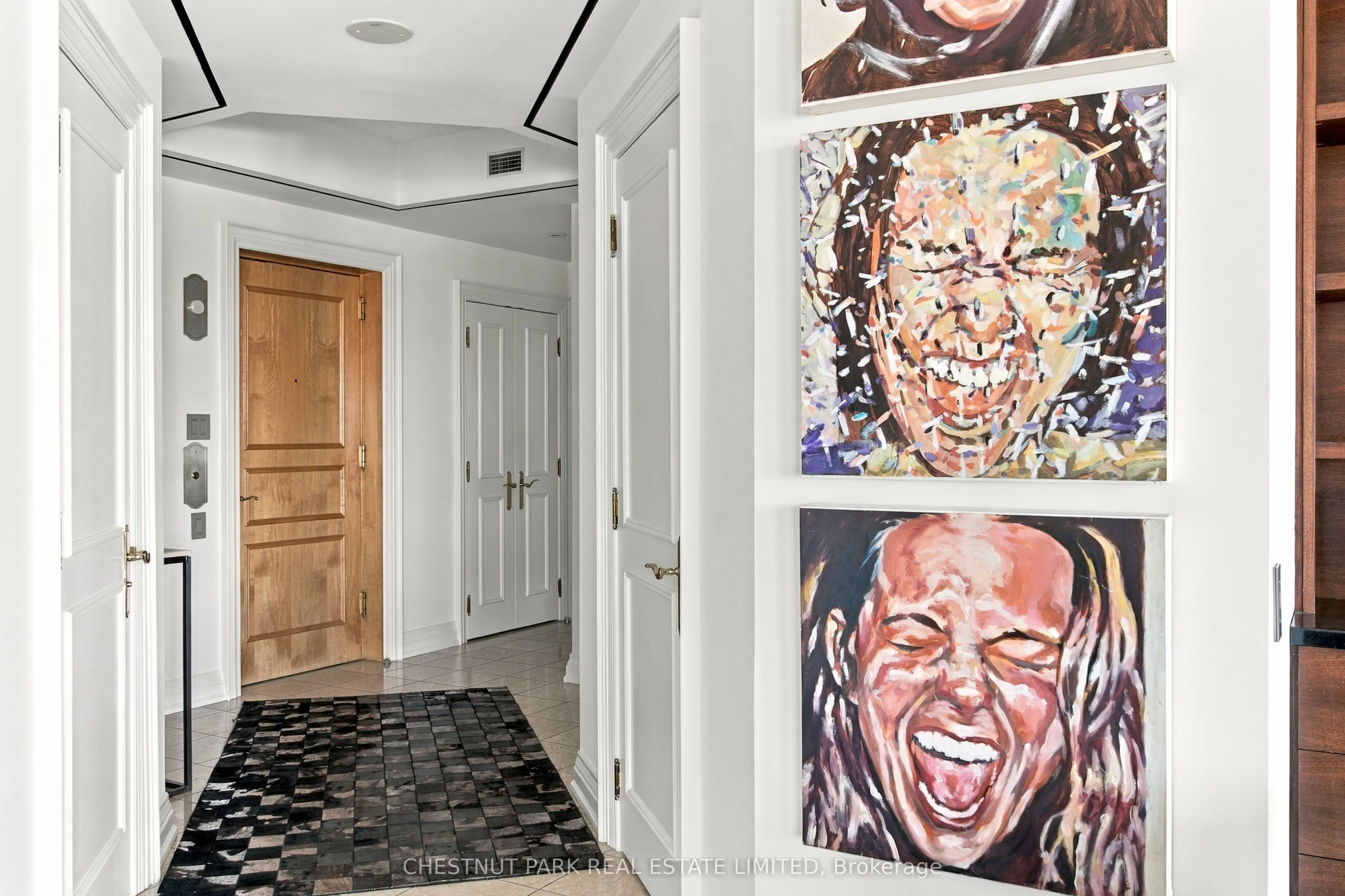 38 Avenue Road #1902