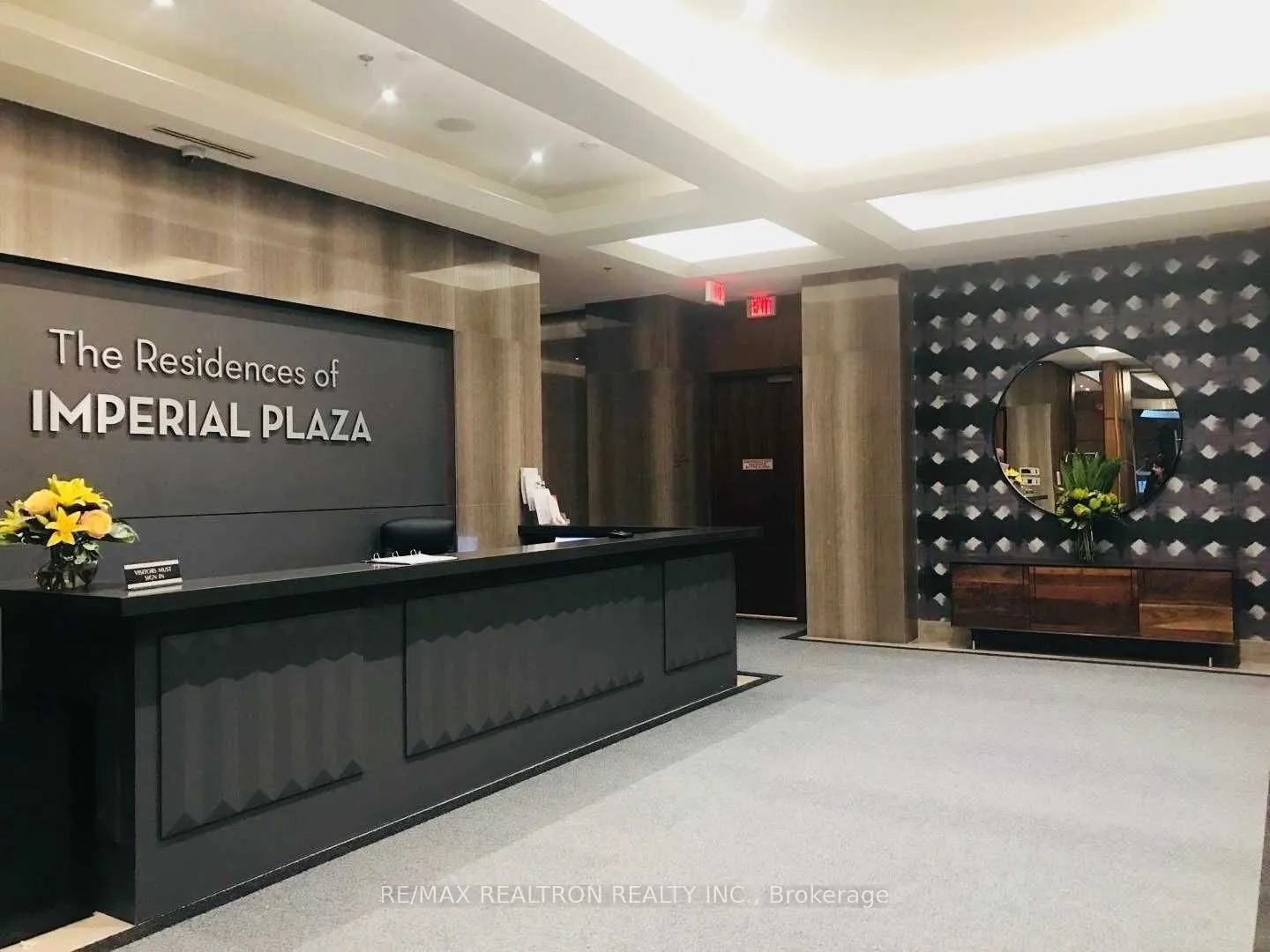 111 St Clair Avenue W #627