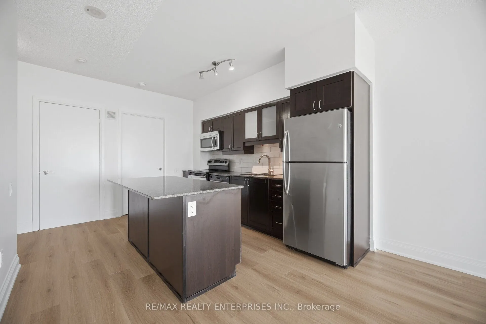 2191 Yonge Street #4501