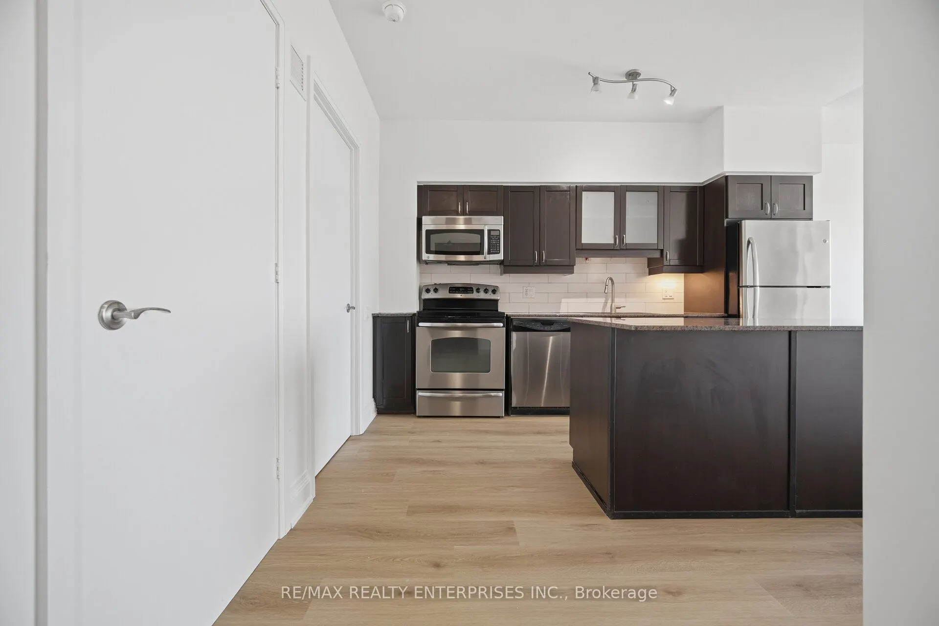2191 Yonge Street #4501
