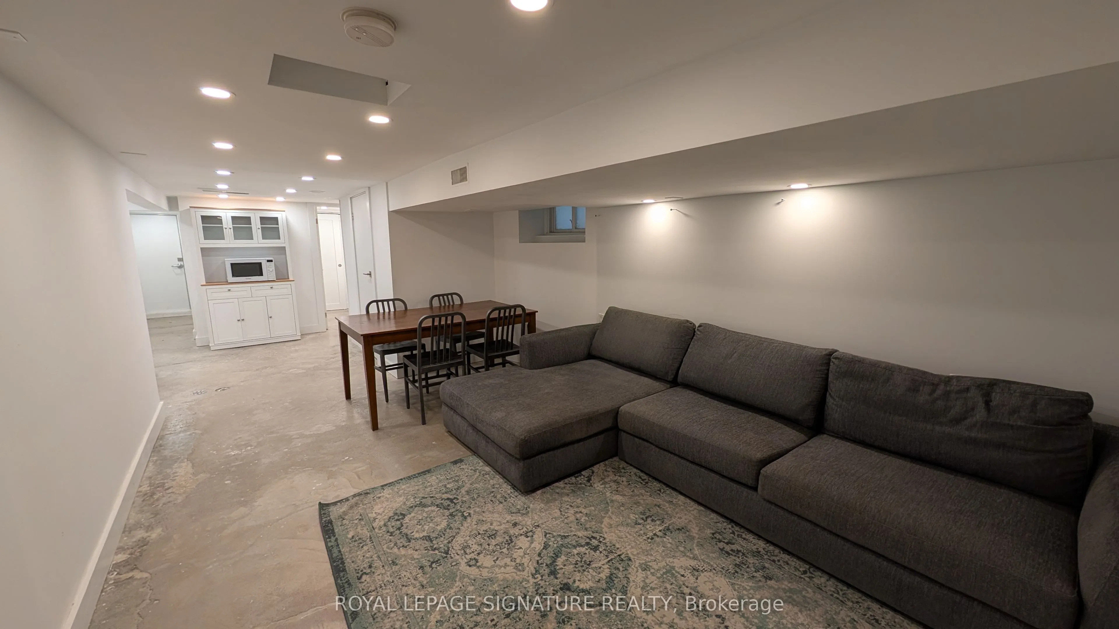 231 Havelock Street #Lower