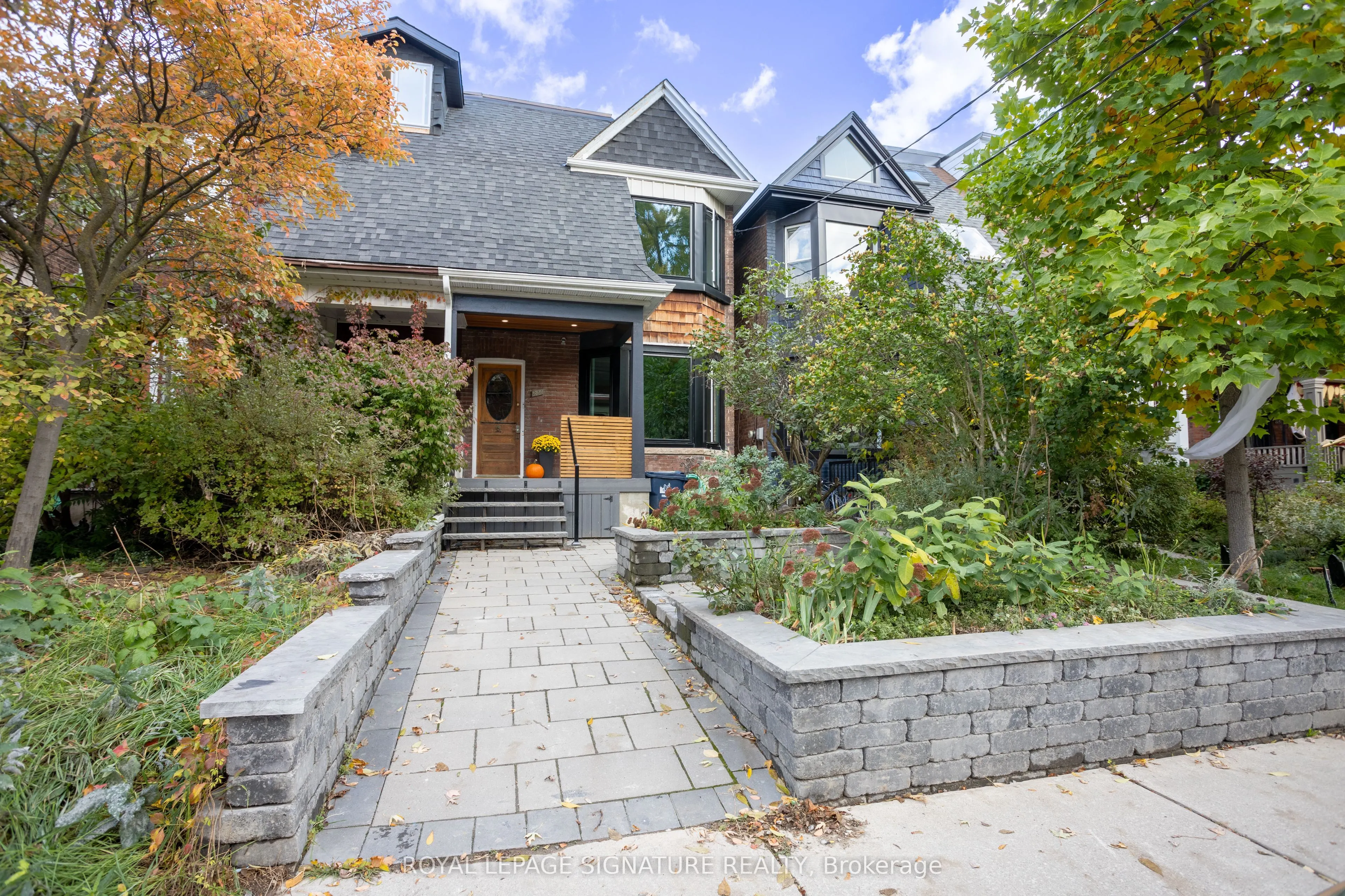 231 Havelock Street #Lower