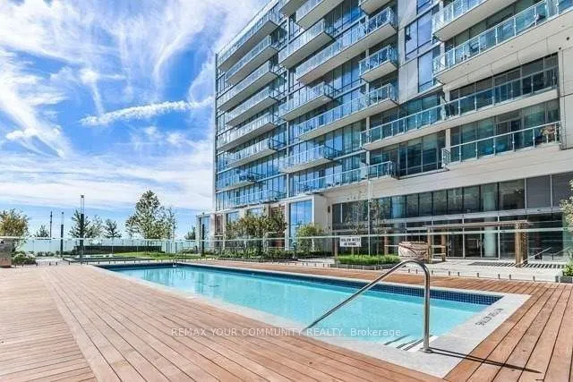 29 Queens Quay E #918