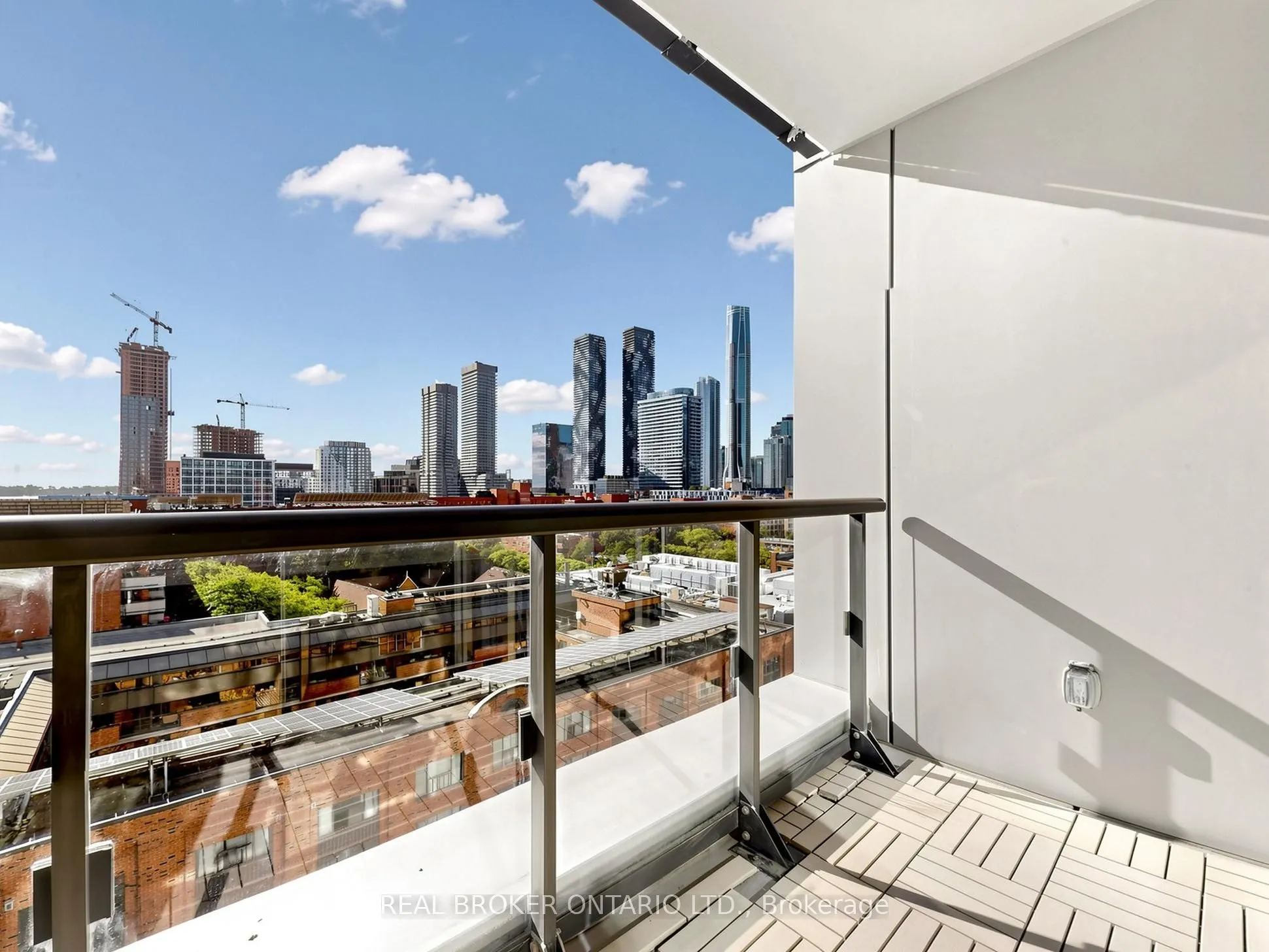 158 Front Street E #816