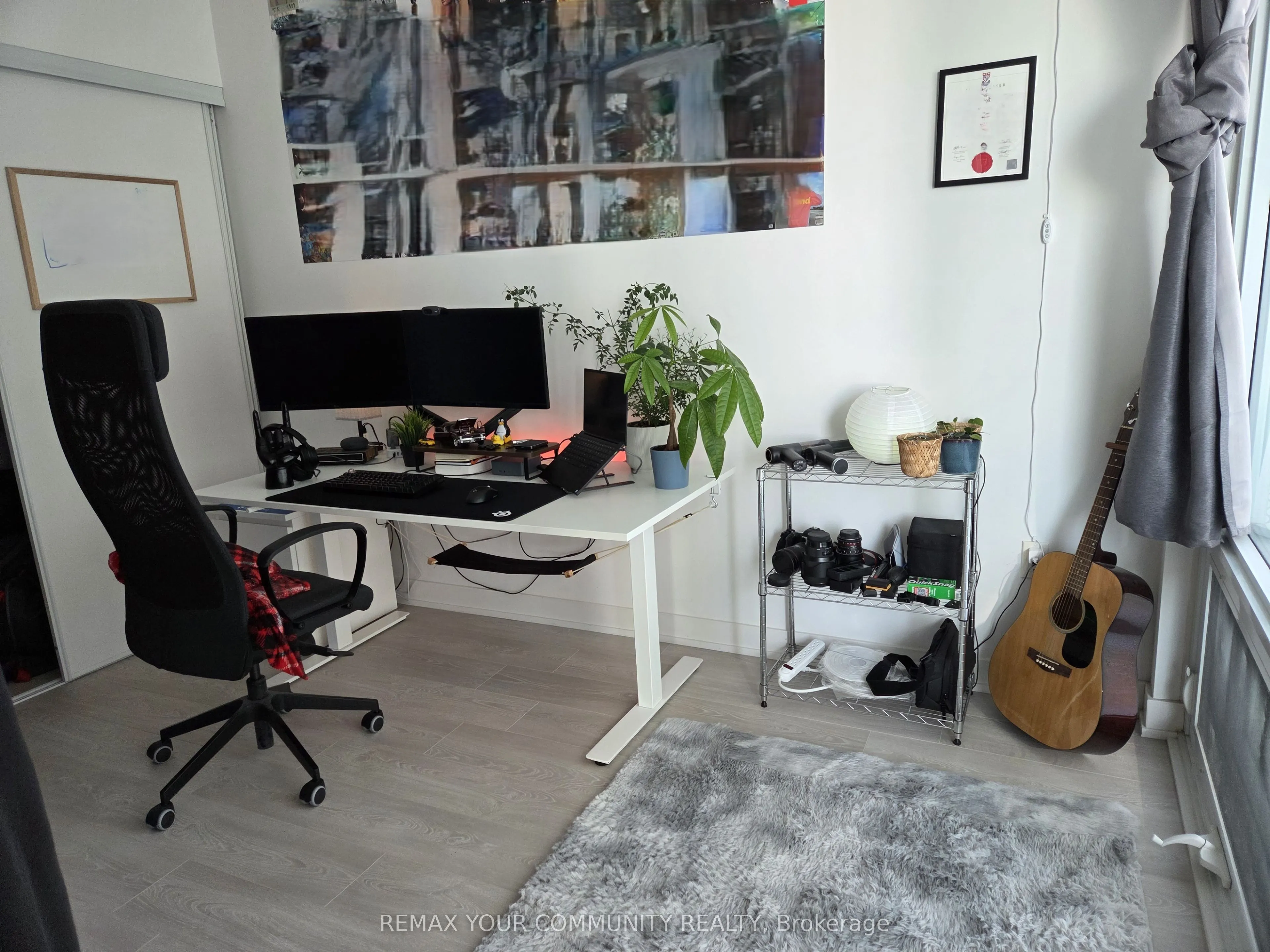 15 Queens Quay E #408