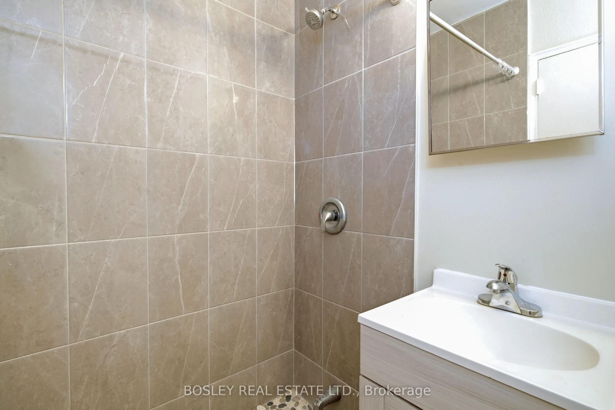 85 Lawton Boulevard #805