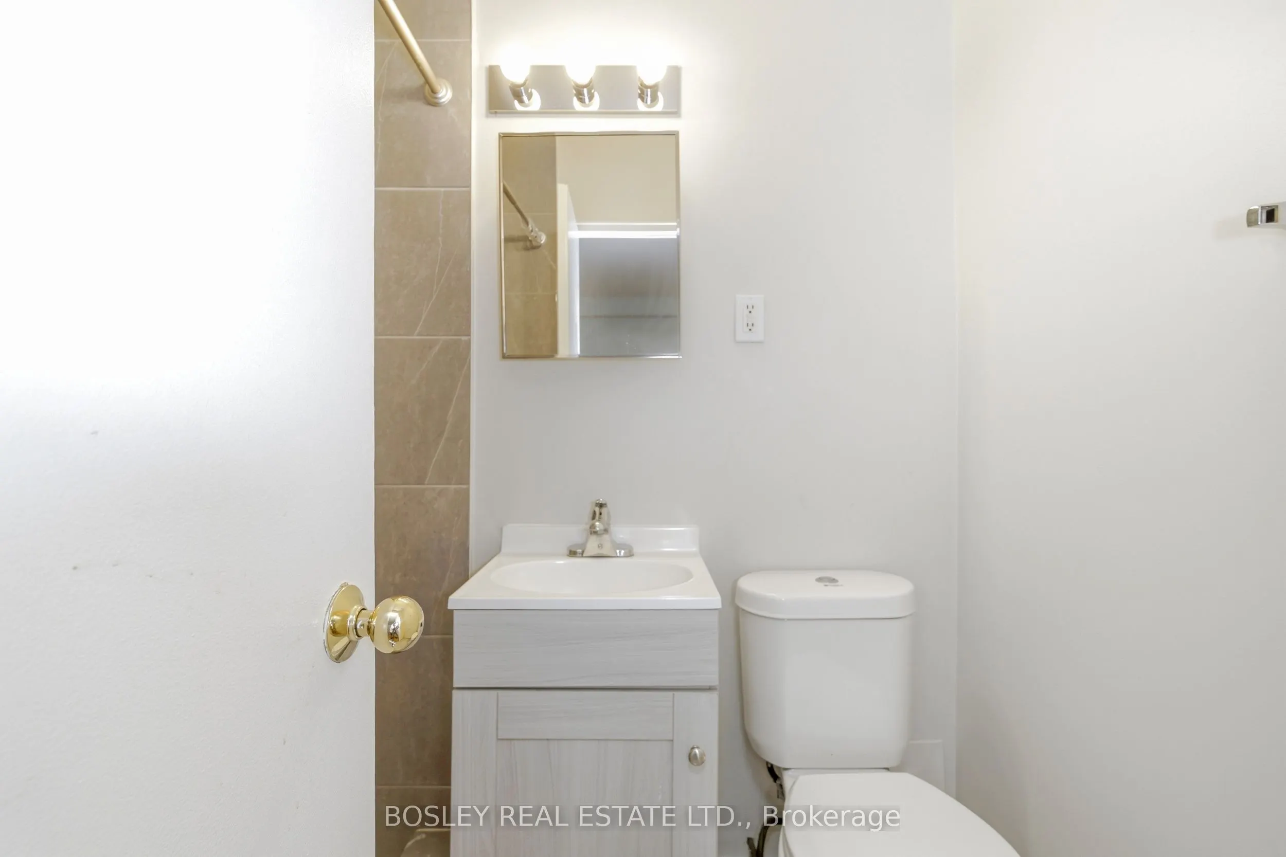85 Lawton Boulevard #805
