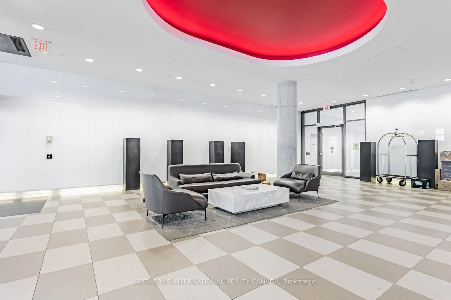 560 King St. Street W #401