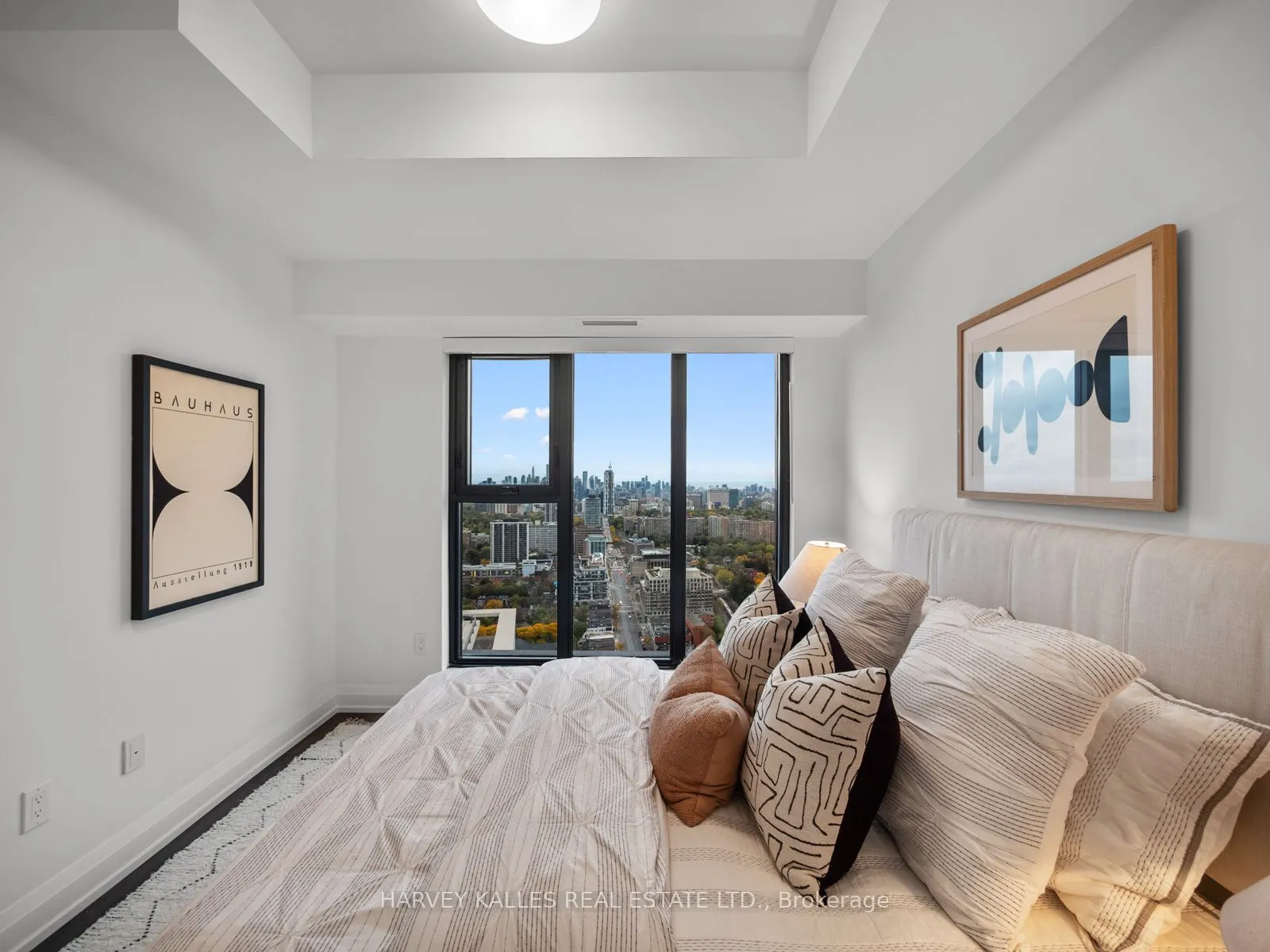20 Soudan Avenue #3706