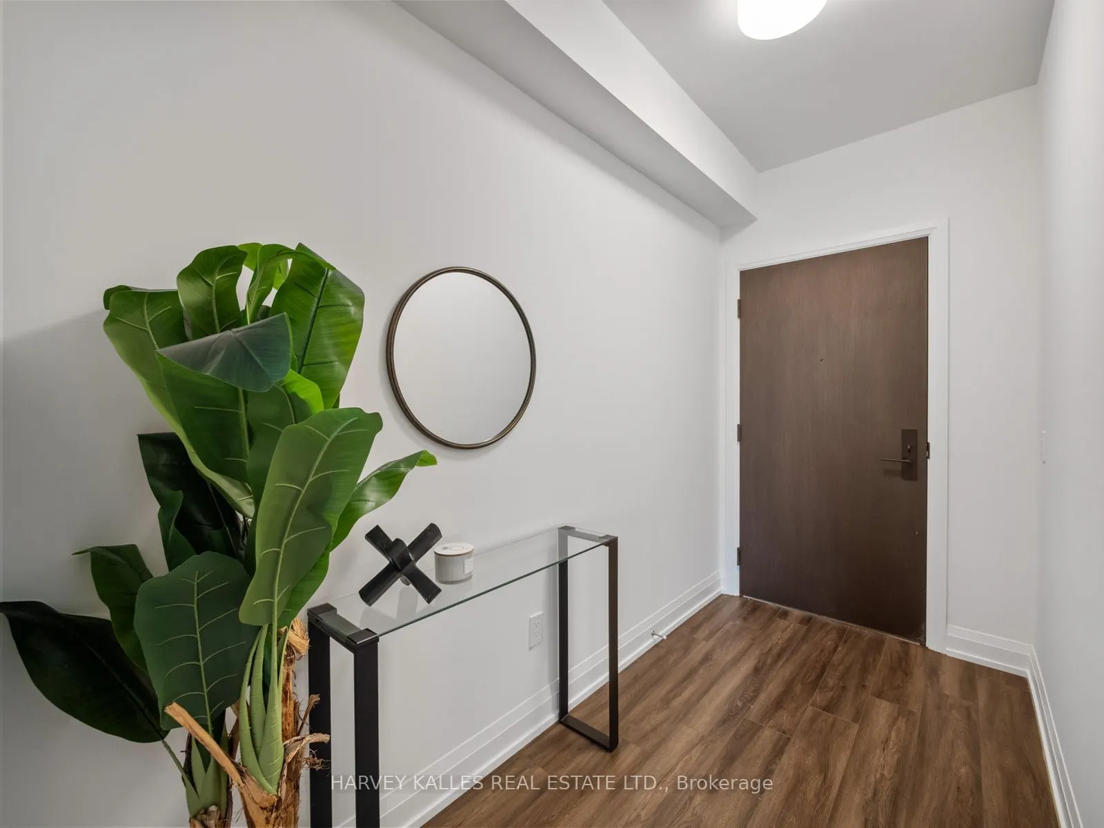20 Soudan Avenue #3706