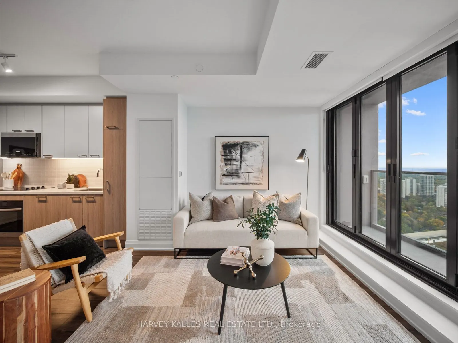 20 Soudan Avenue #3706