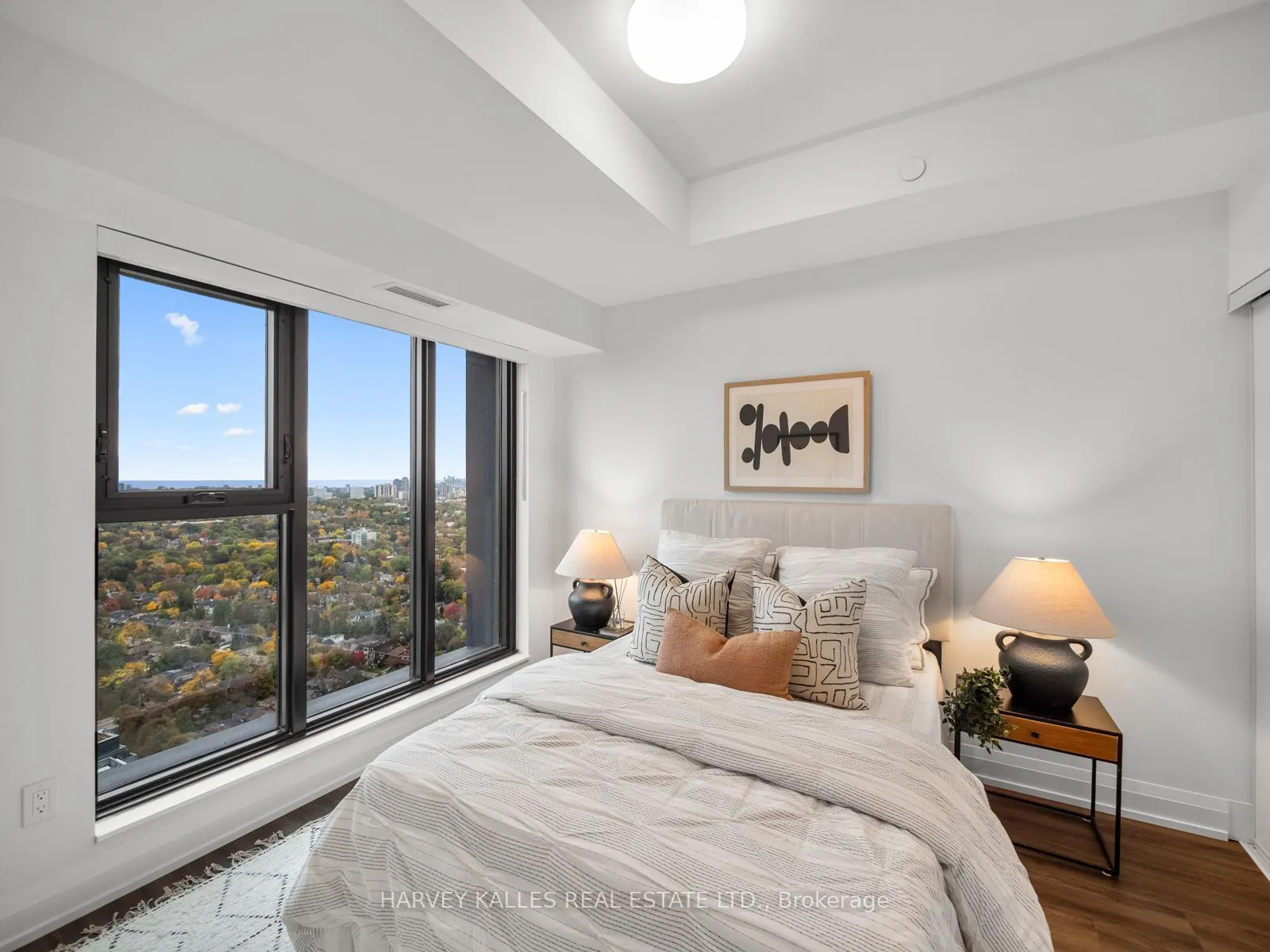 20 Soudan Avenue #3706
