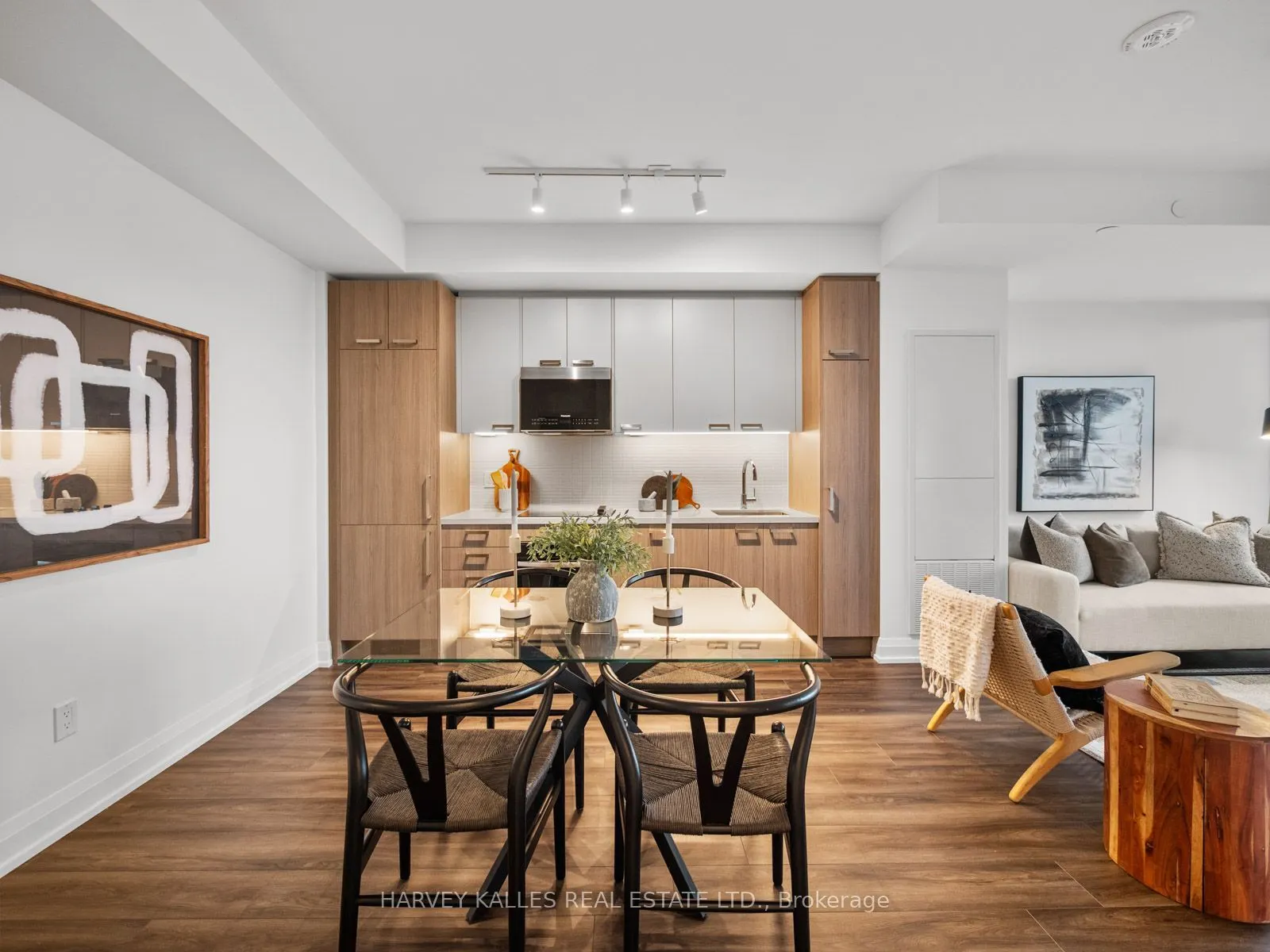 20 Soudan Avenue #3706
