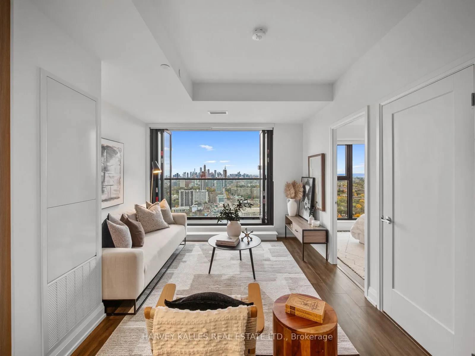 20 Soudan Avenue #3706