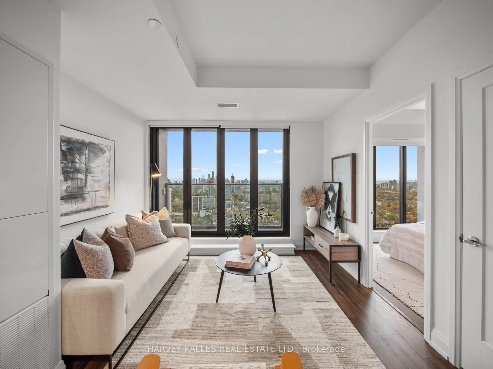 20 Soudan Avenue #3706