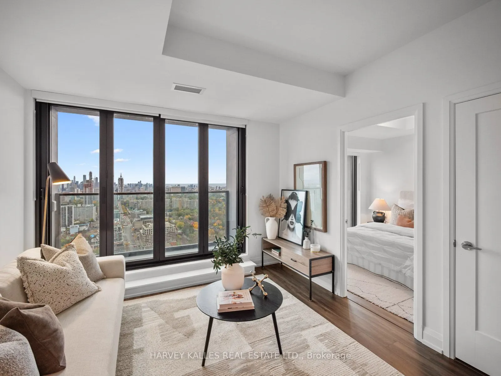 20 Soudan Avenue #3706