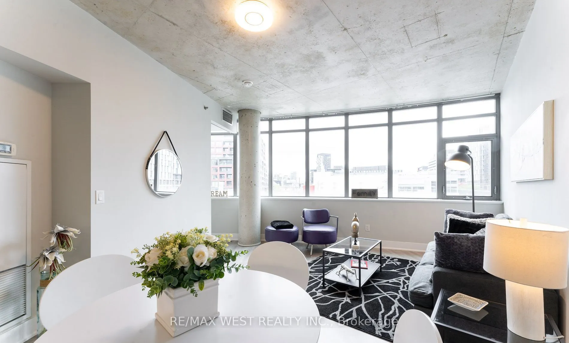 90 Trinity Street #303