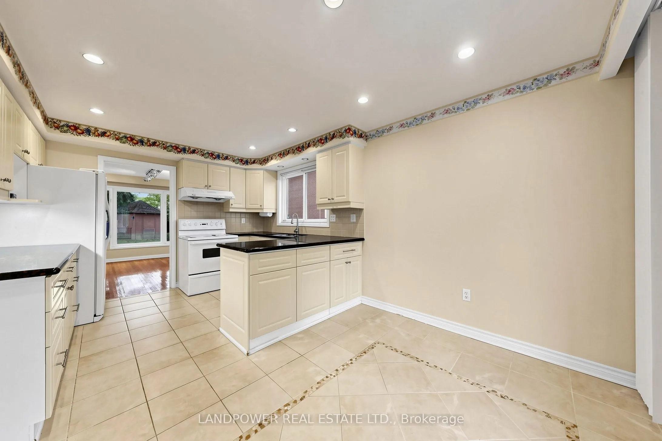 51 BESTVIEW Drive