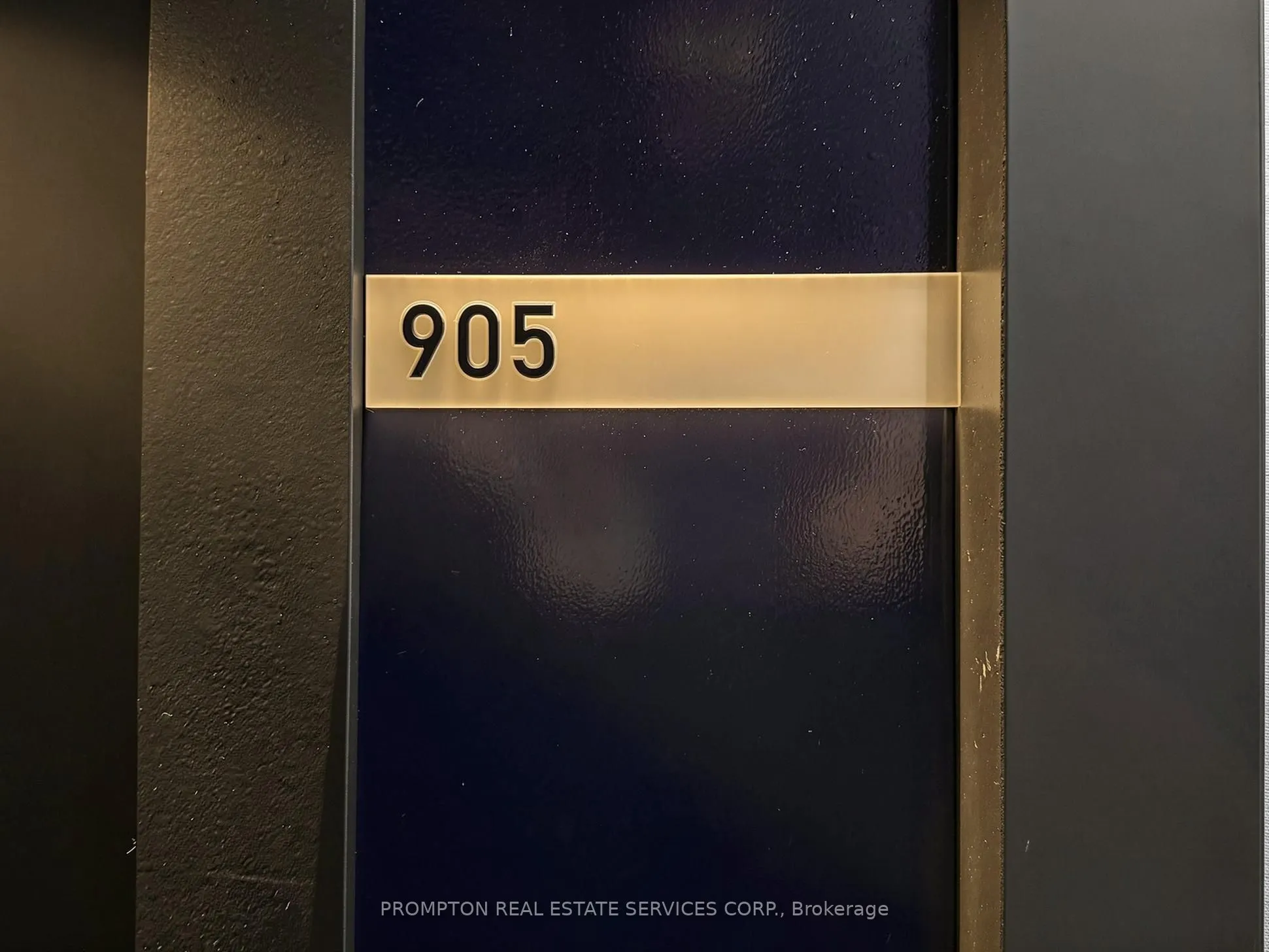 832 Bay Street #905