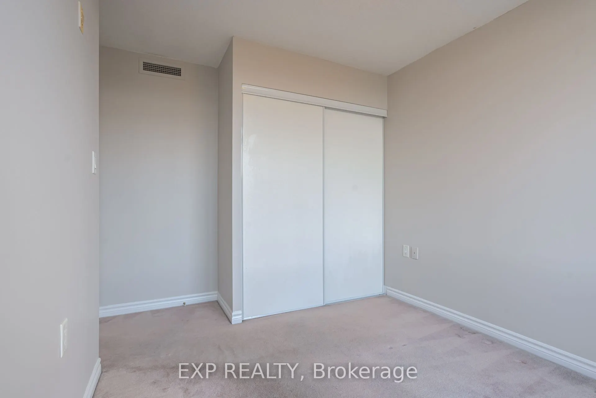 3840 Bathurst Street #506