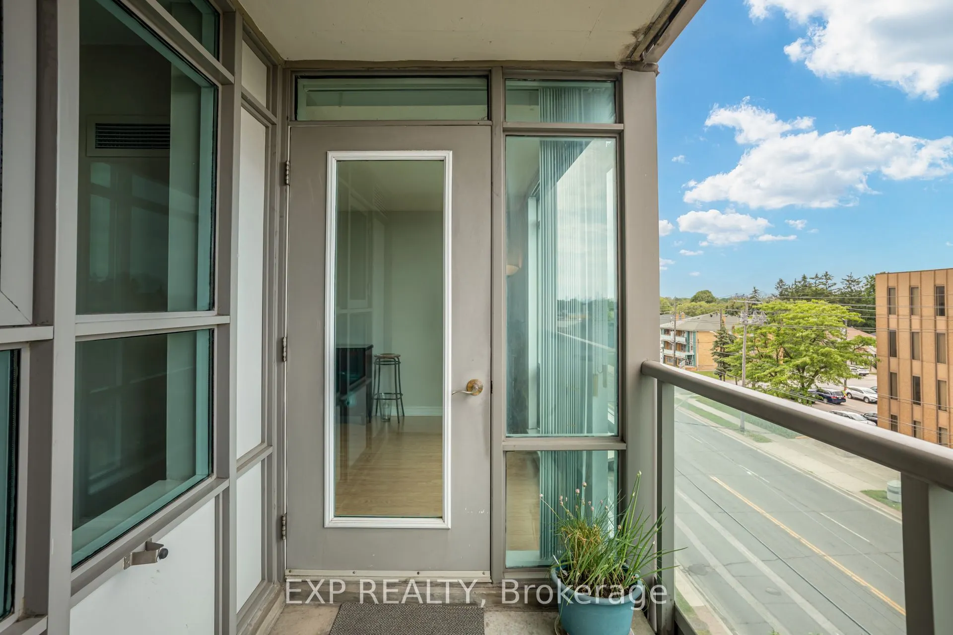 3840 Bathurst Street #506