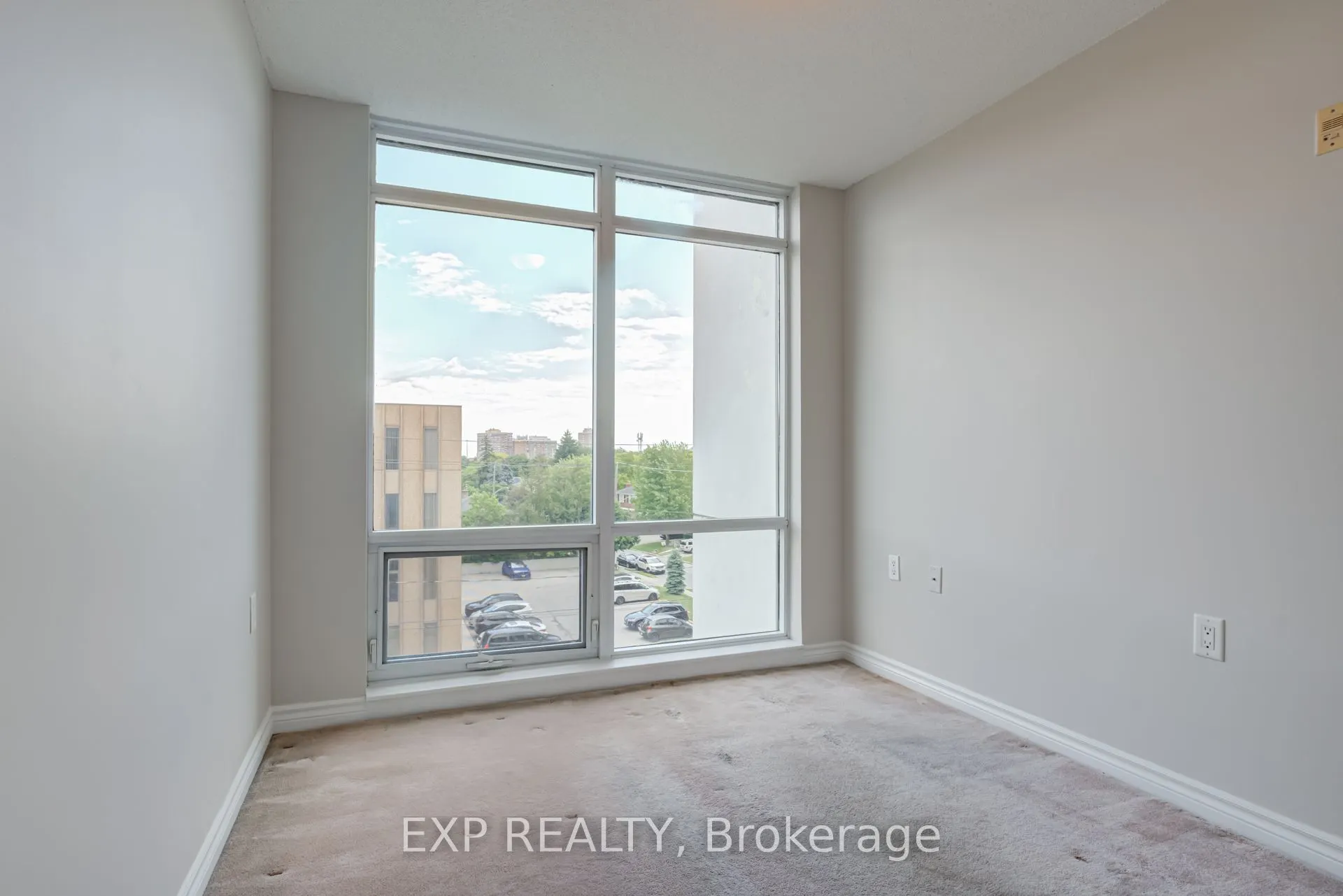 3840 Bathurst Street #506