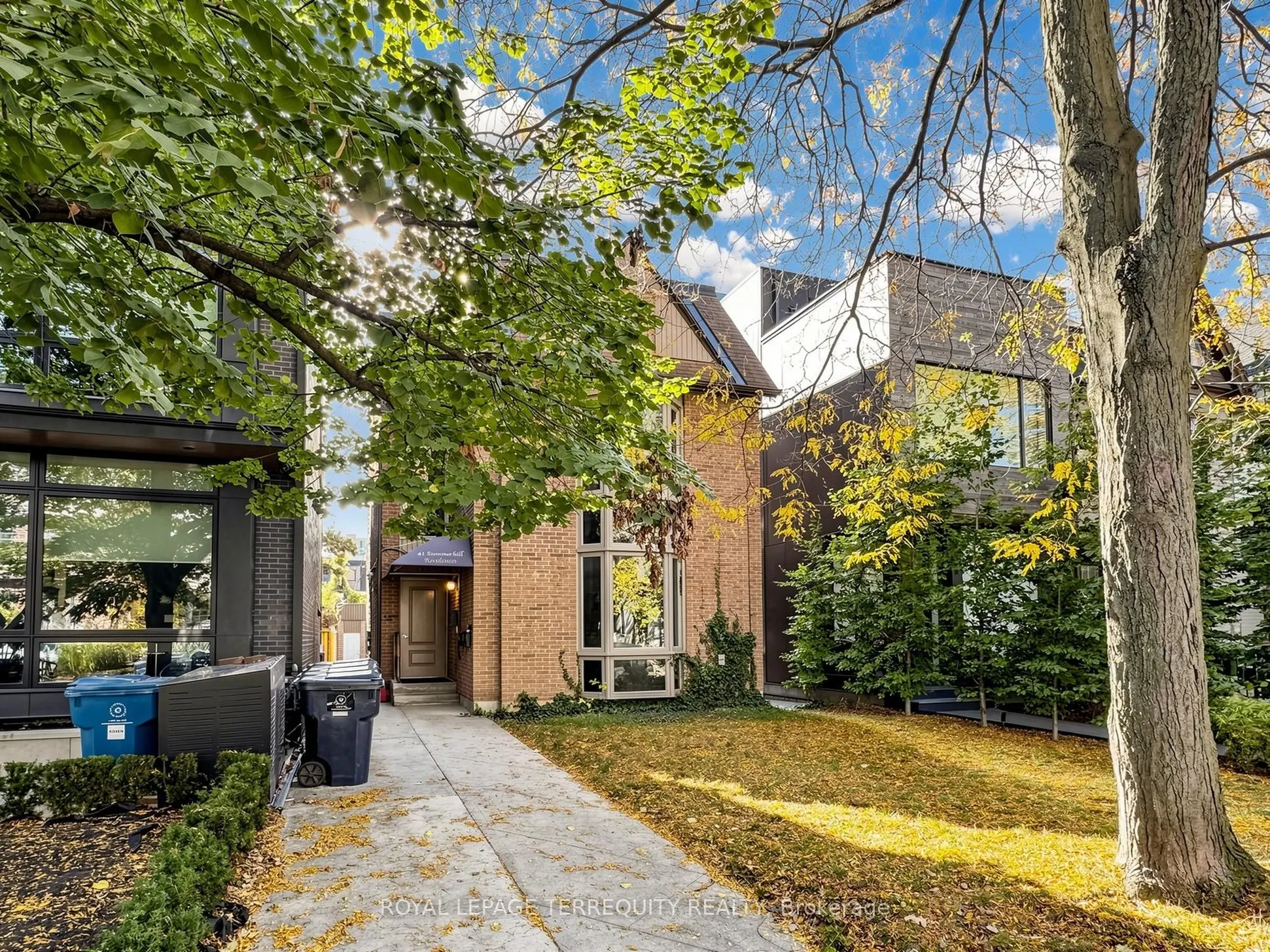 41 Summerhill Avenue #1