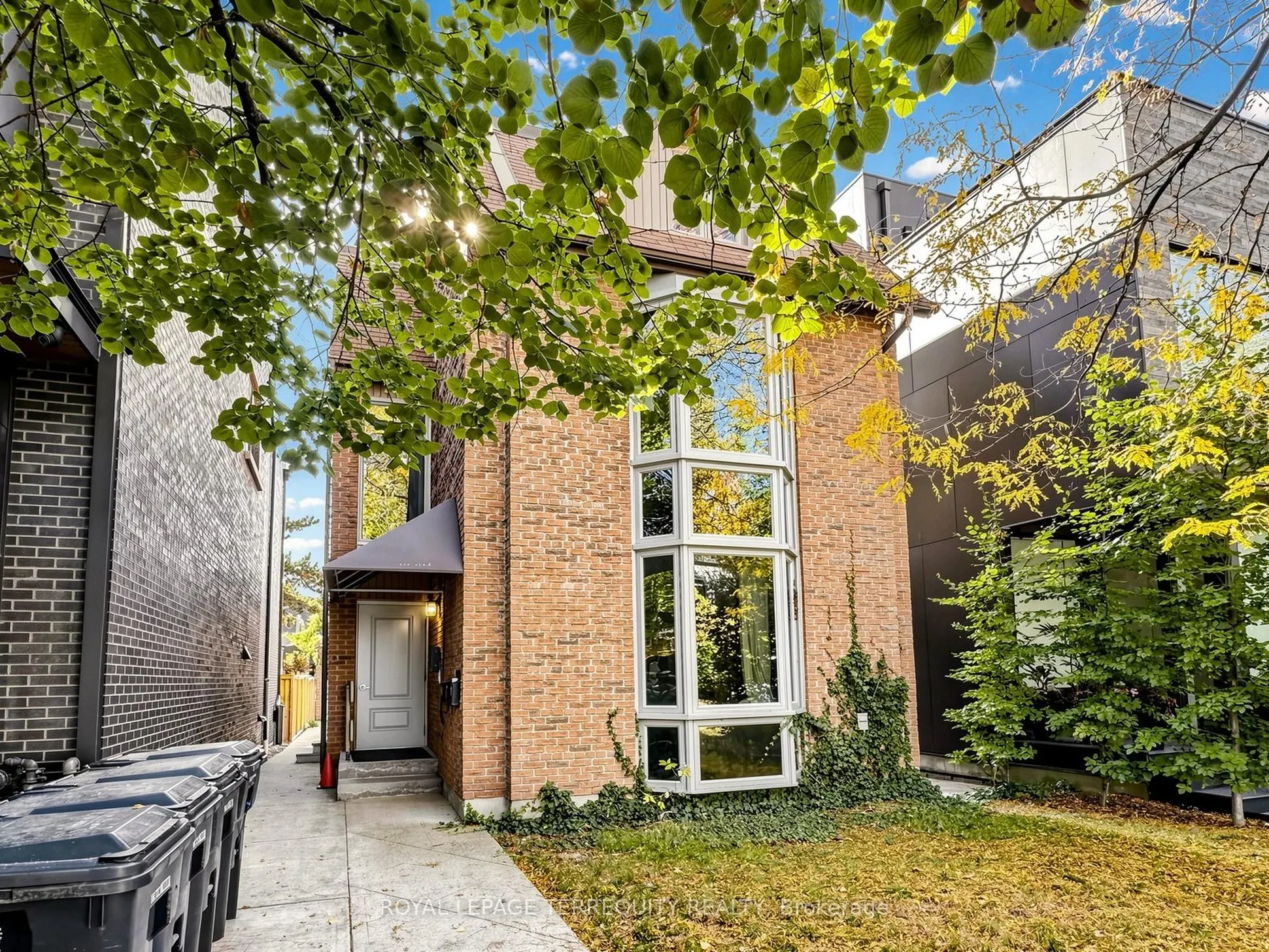 41 Summerhill Avenue #1