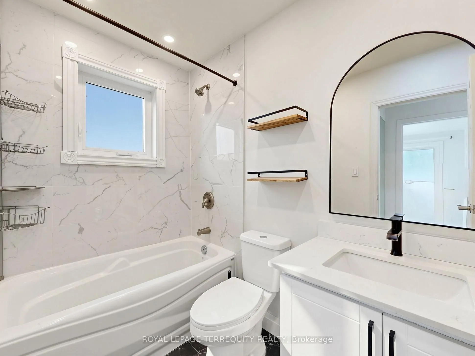 41 Summerhill Avenue #1