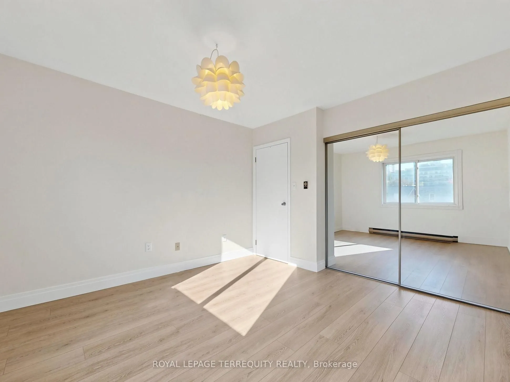 41 Summerhill Avenue #1