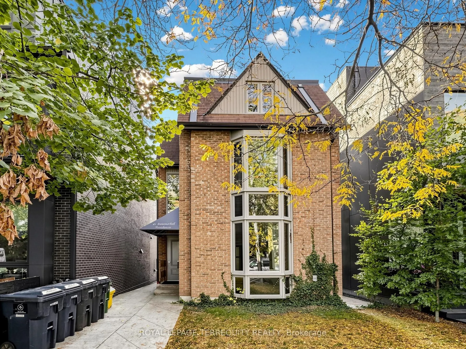 41 Summerhill Avenue #1