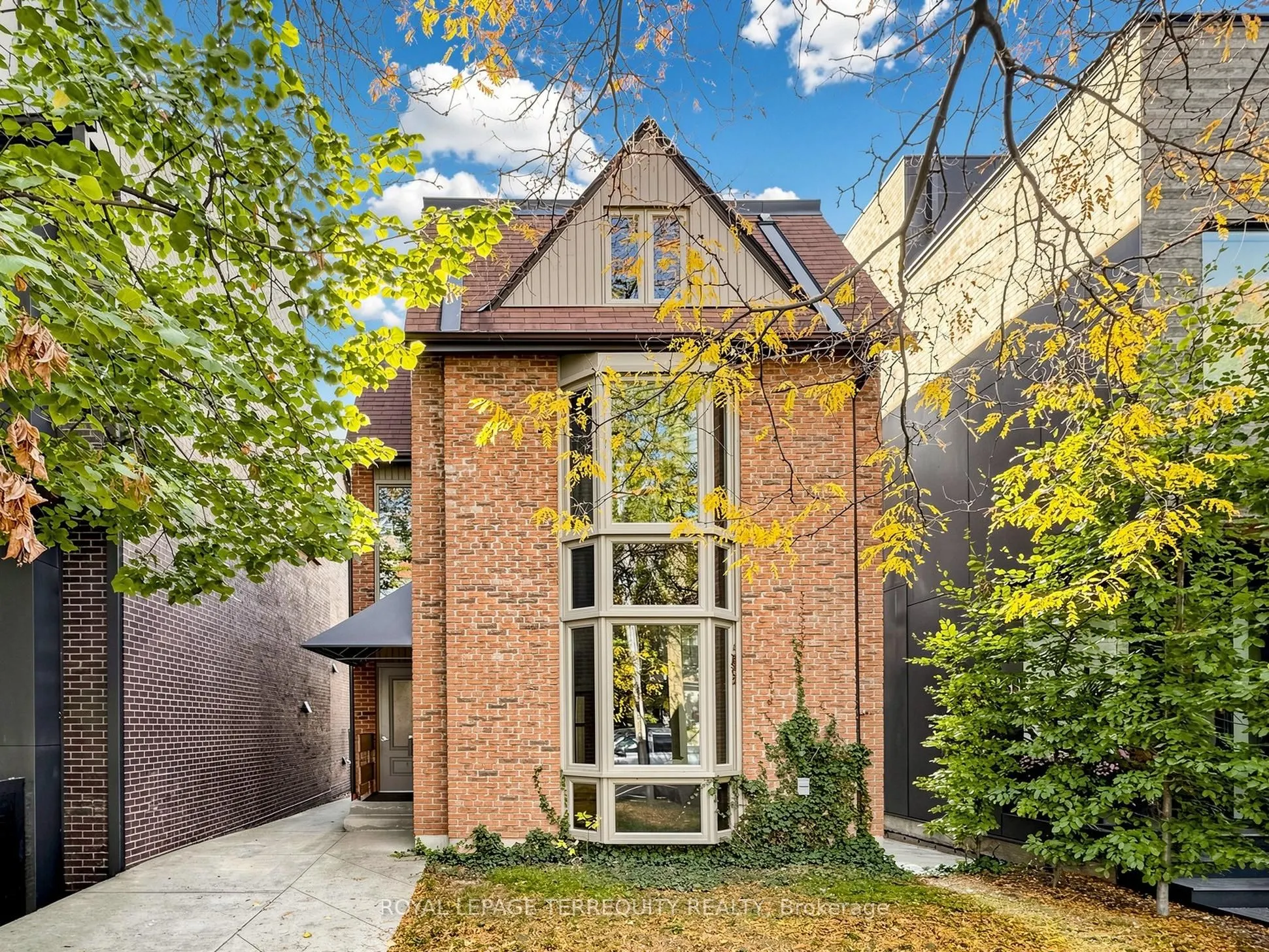 41 Summerhill Avenue #1