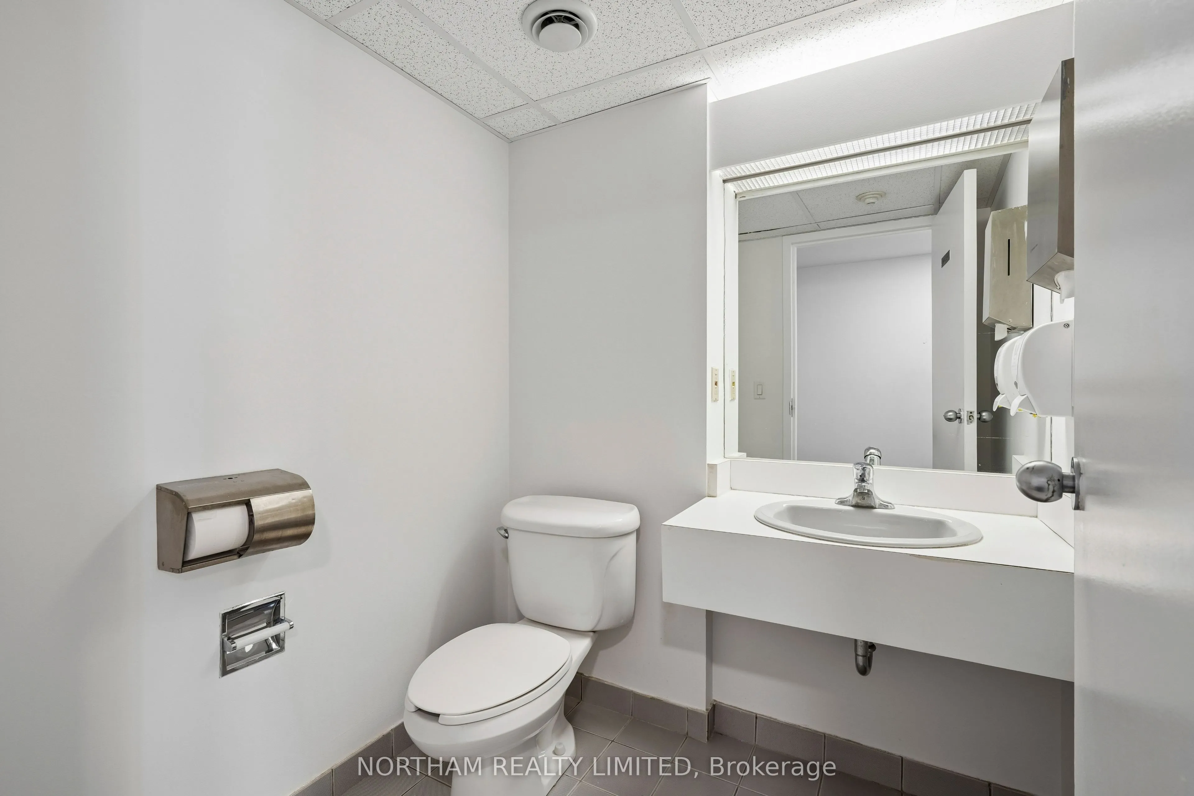 8 Market Street #Suite 400