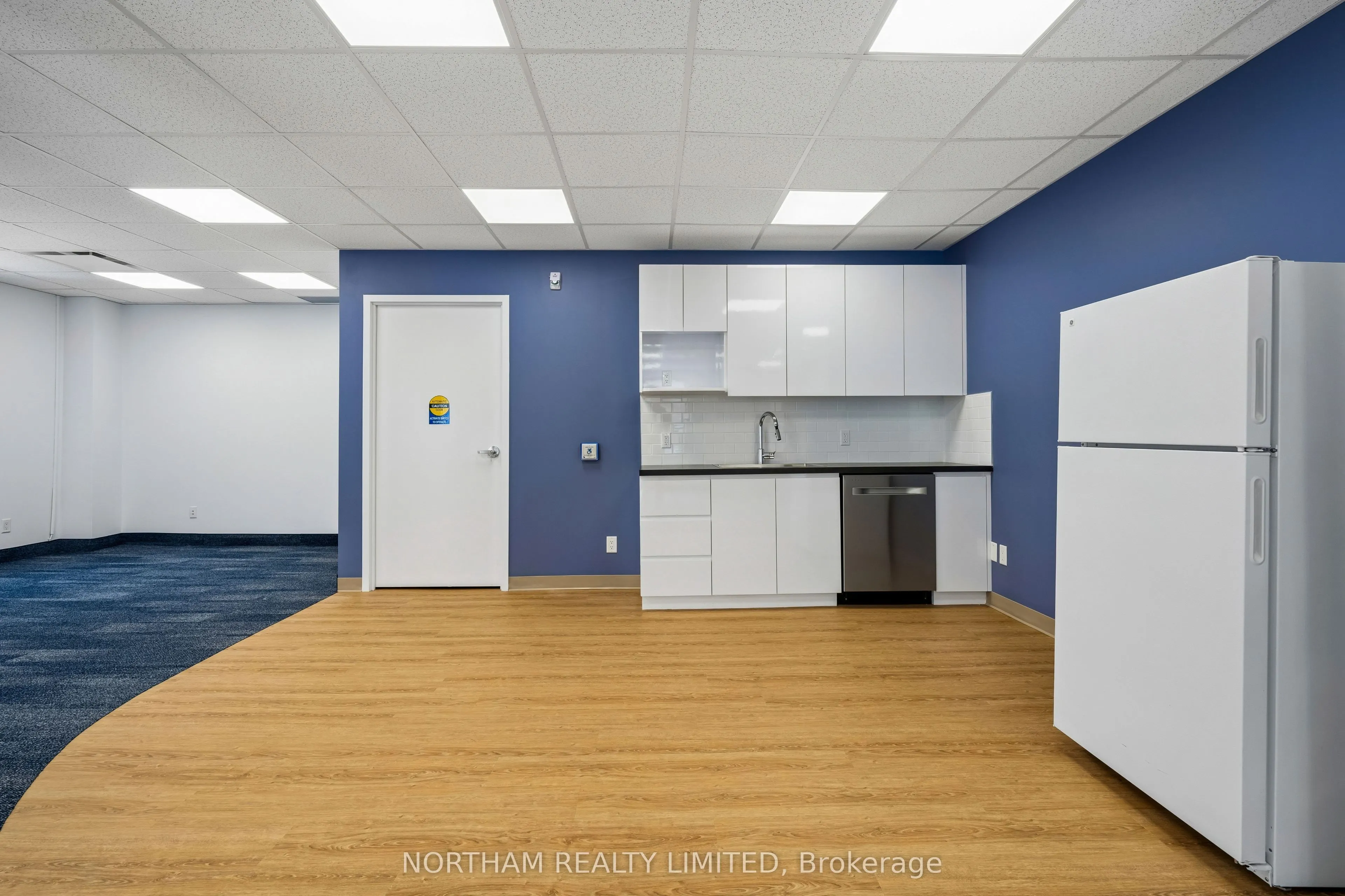8 Market Street #Suite 400