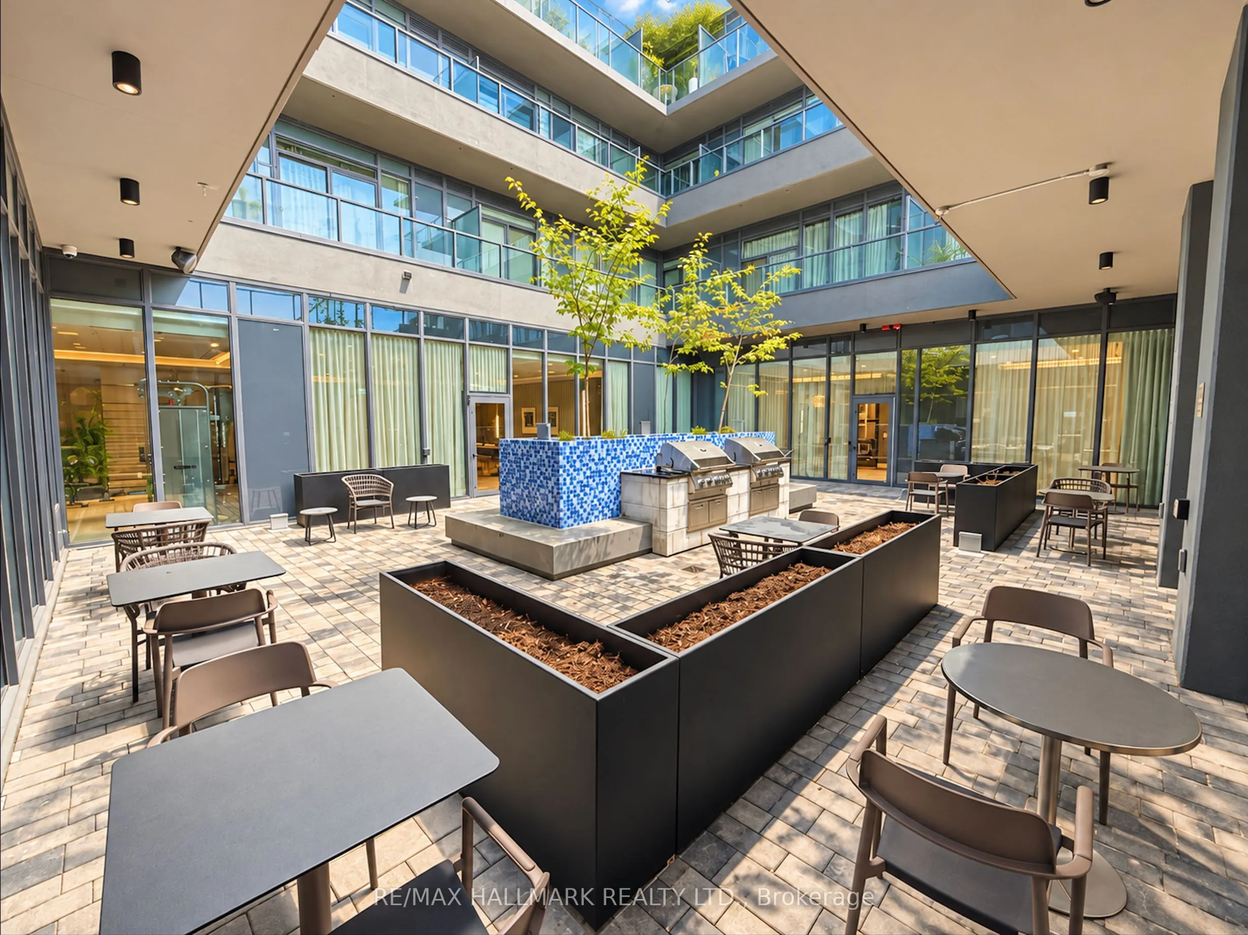500 Dupont Street #PH06