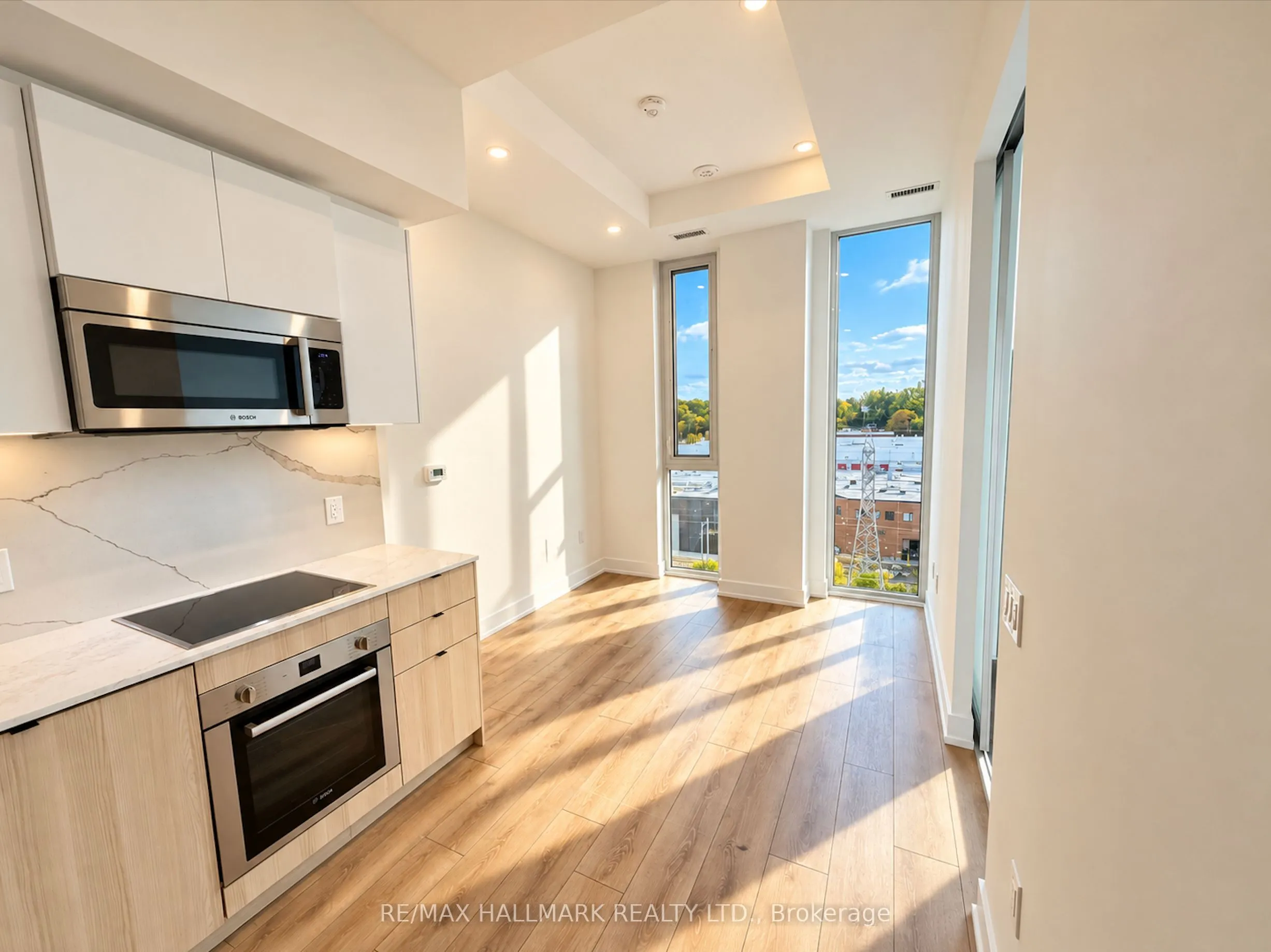 500 Dupont Street #PH06