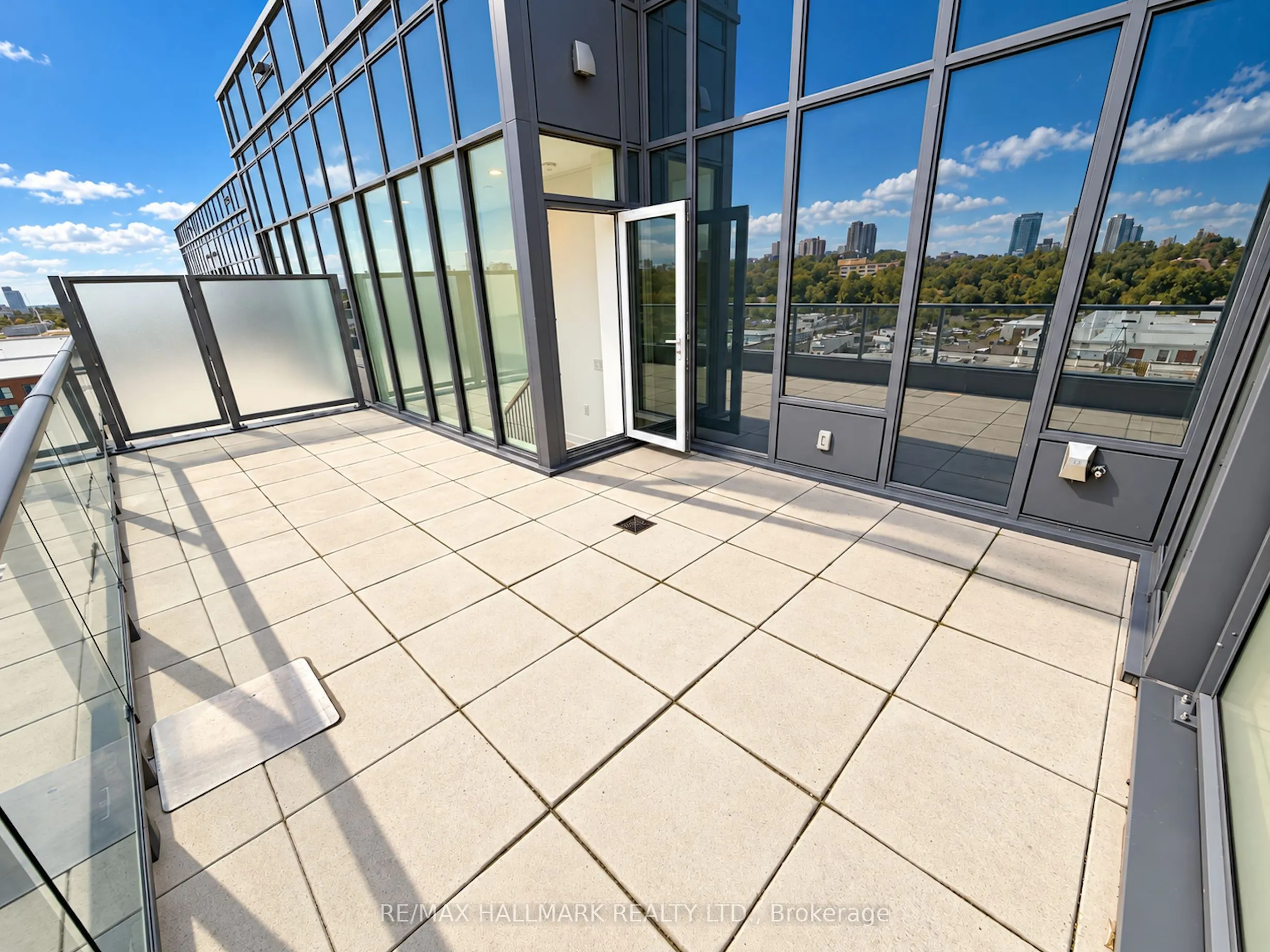 500 Dupont Street #PH06