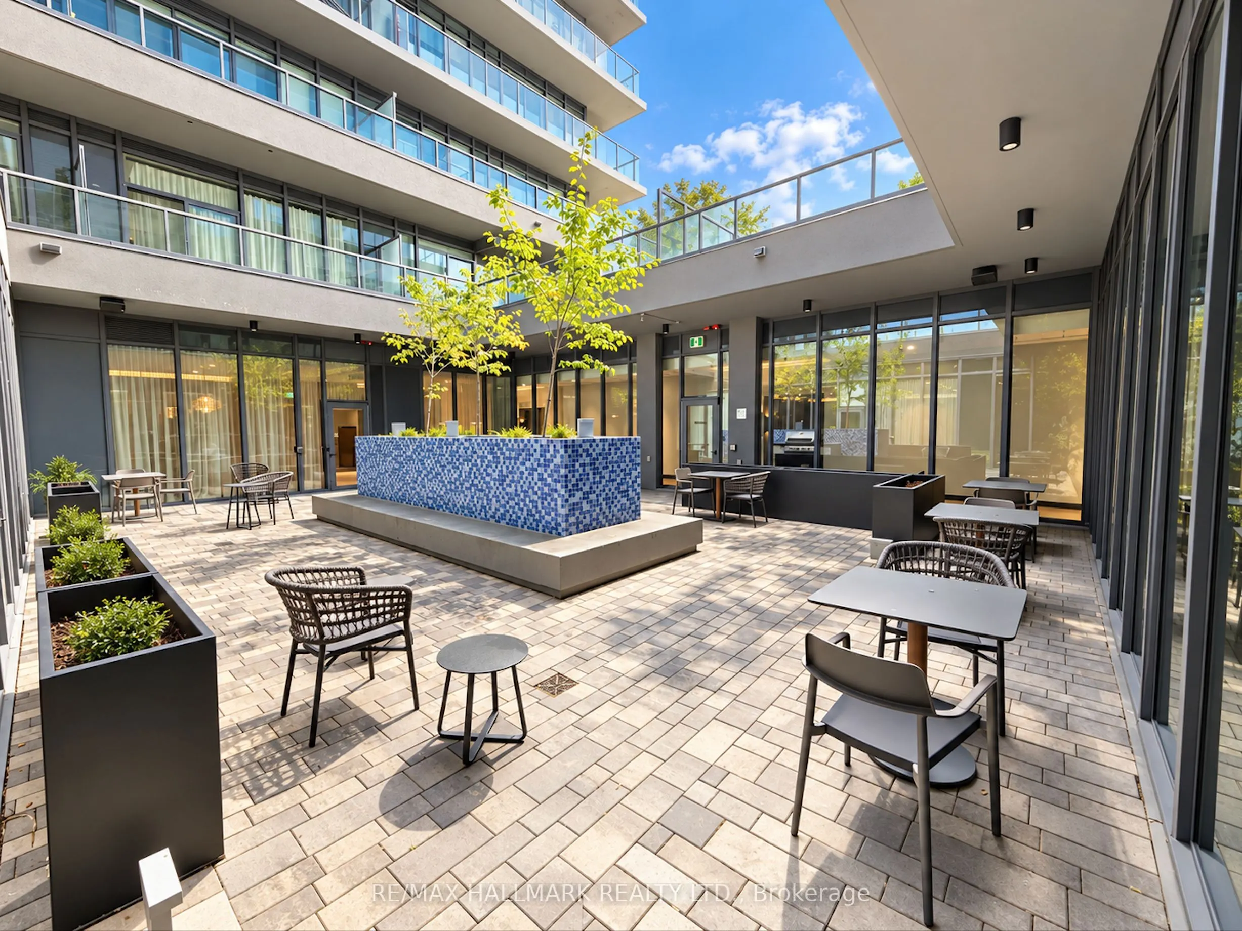 500 Dupont Street #PH06