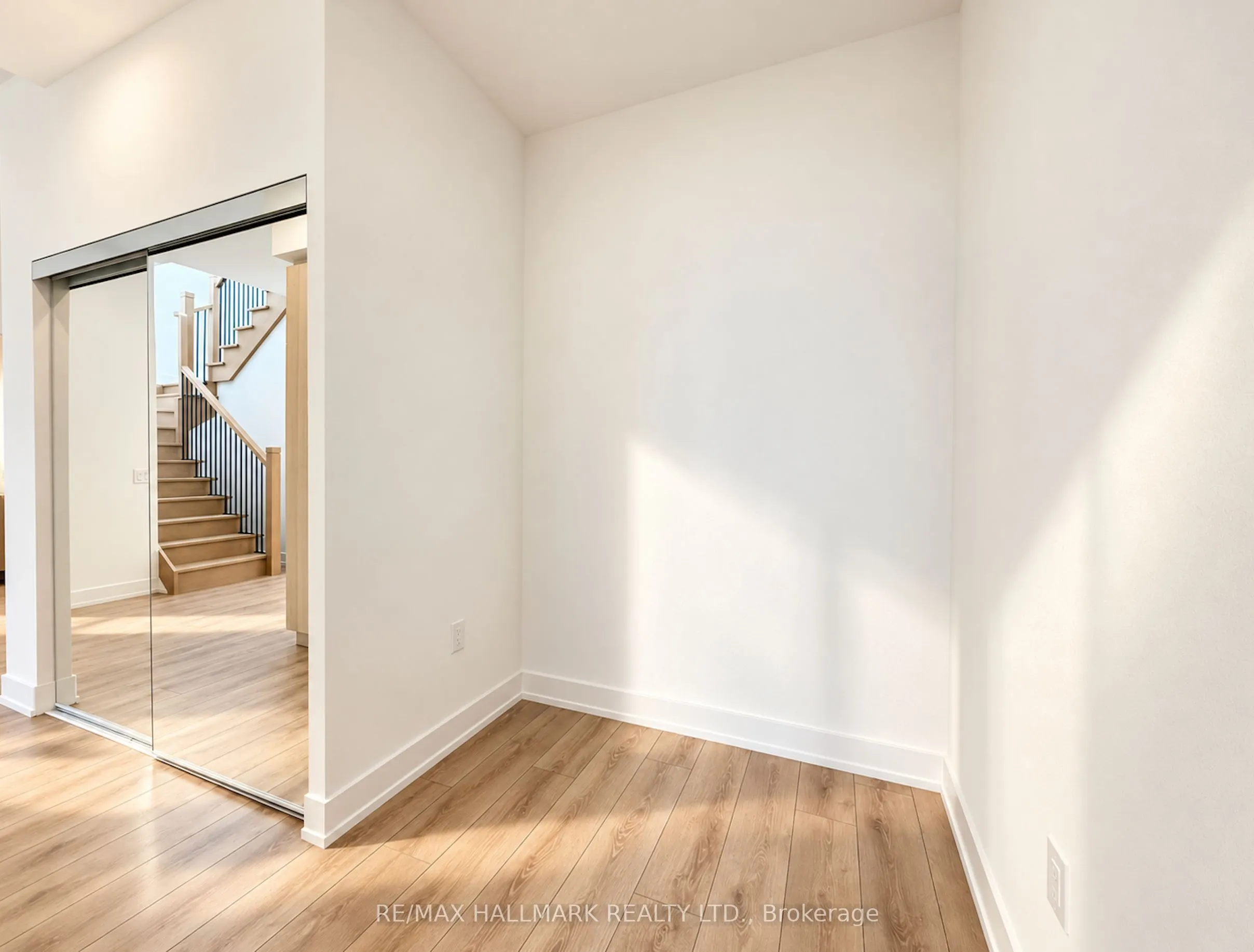 500 Dupont Street #PH06