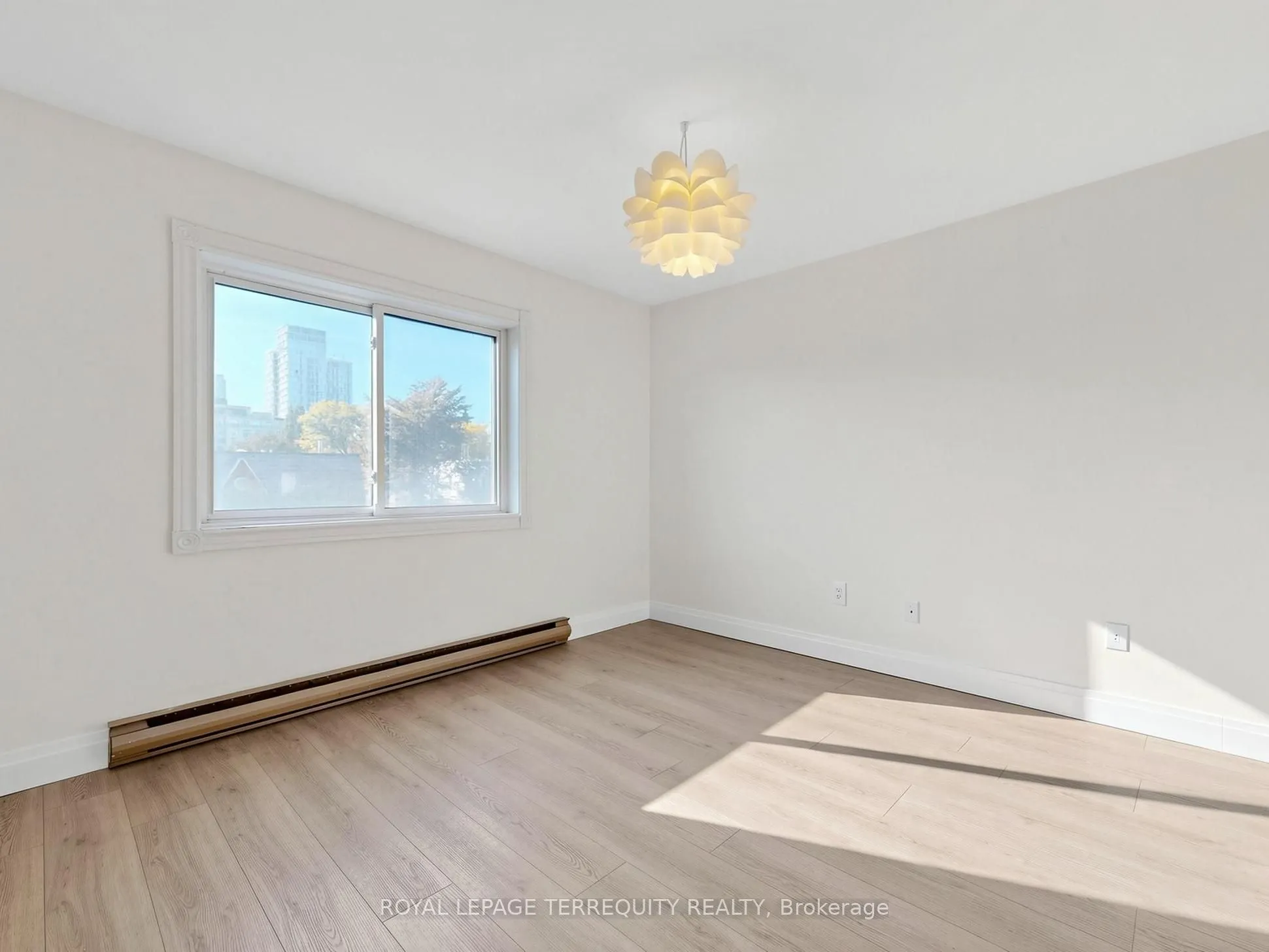 41 Summerhill Avenue #3