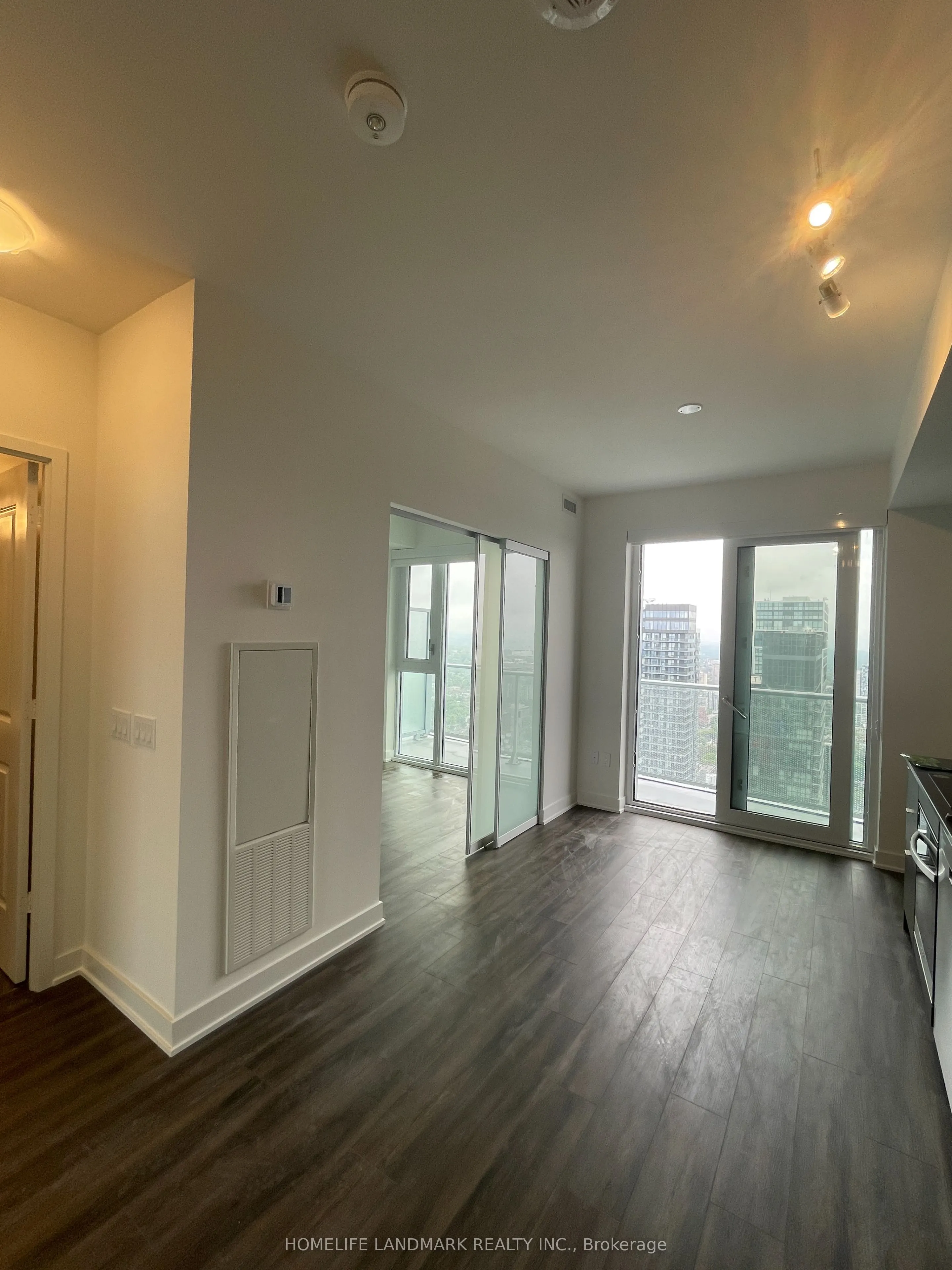 100 Dalhousie Street #4806