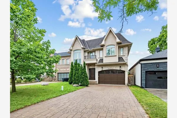125 Bannockburn Avenue