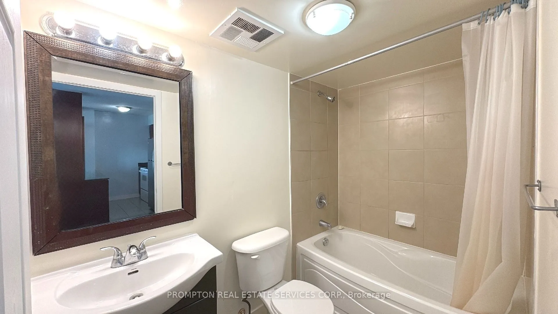 397 Front Street W #1808