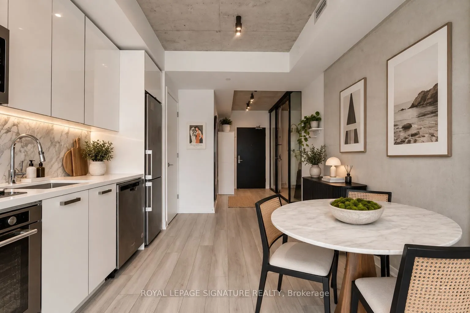 458 Richmond Street W #1204