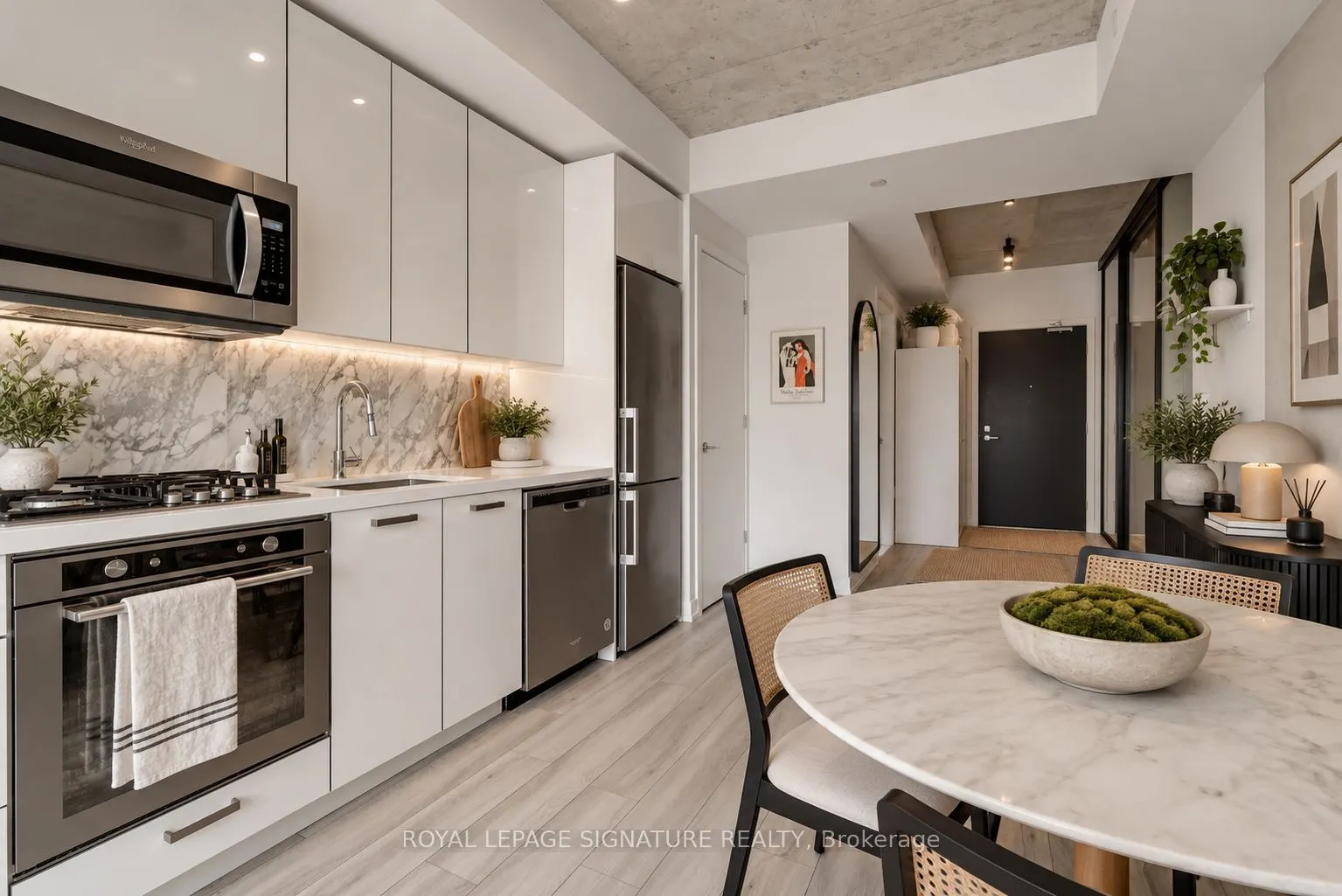 458 Richmond Street W #1204