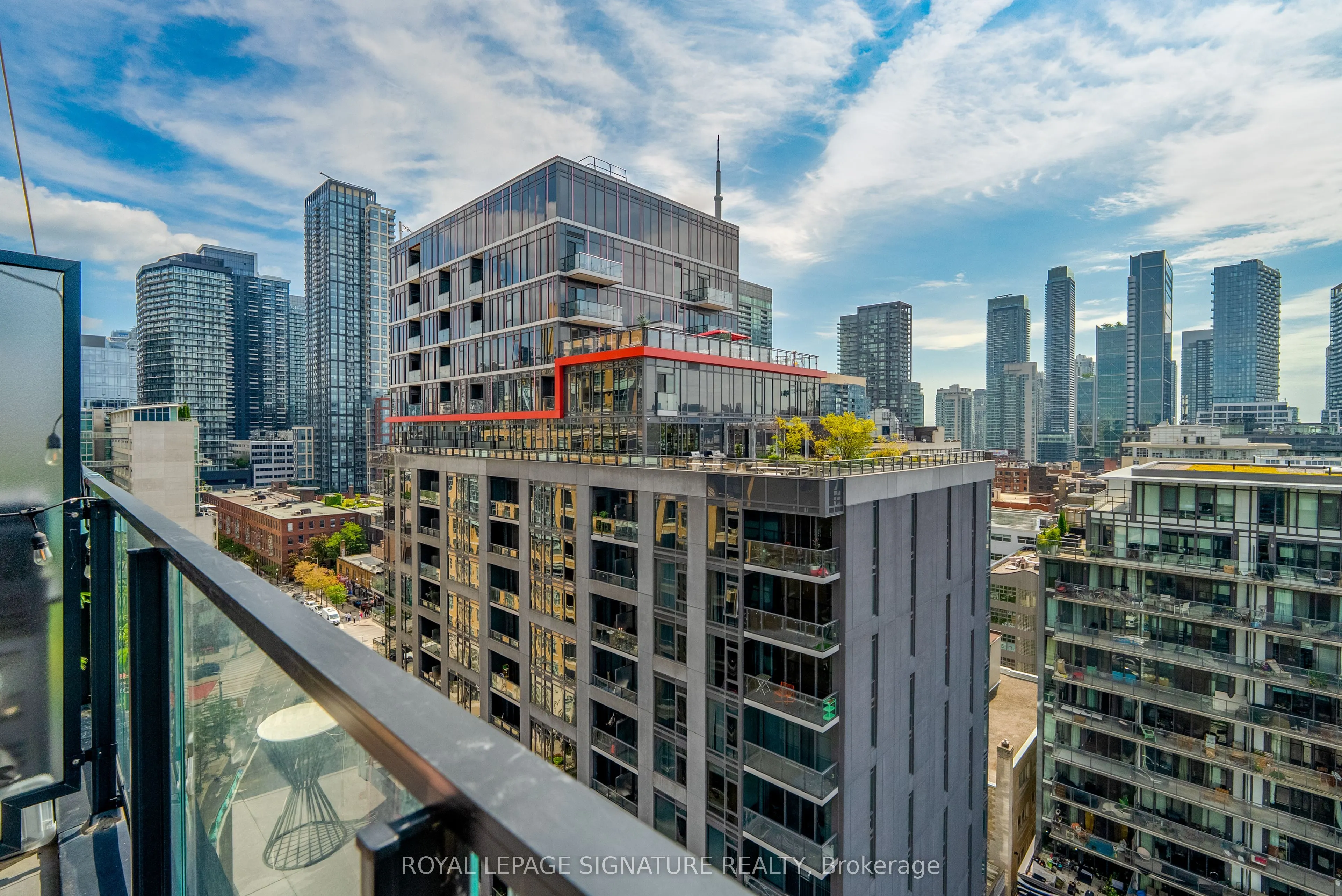 458 Richmond Street W #1204