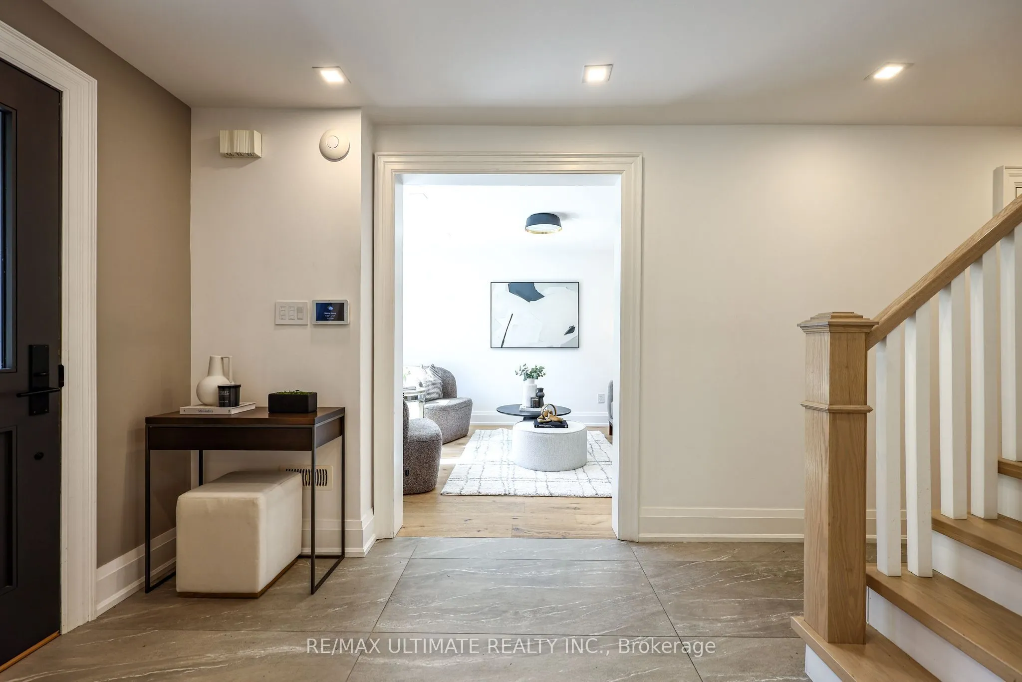 10 Field Avenue